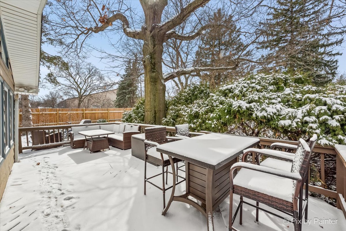 1N536 Highland Avenue, Glen Ellyn, IL 60137