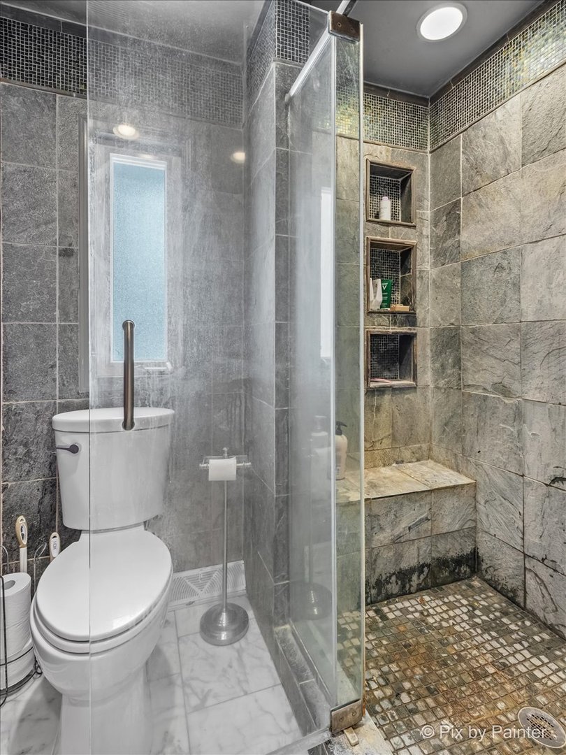 1N536 Highland Avenue, Glen Ellyn, IL 60137