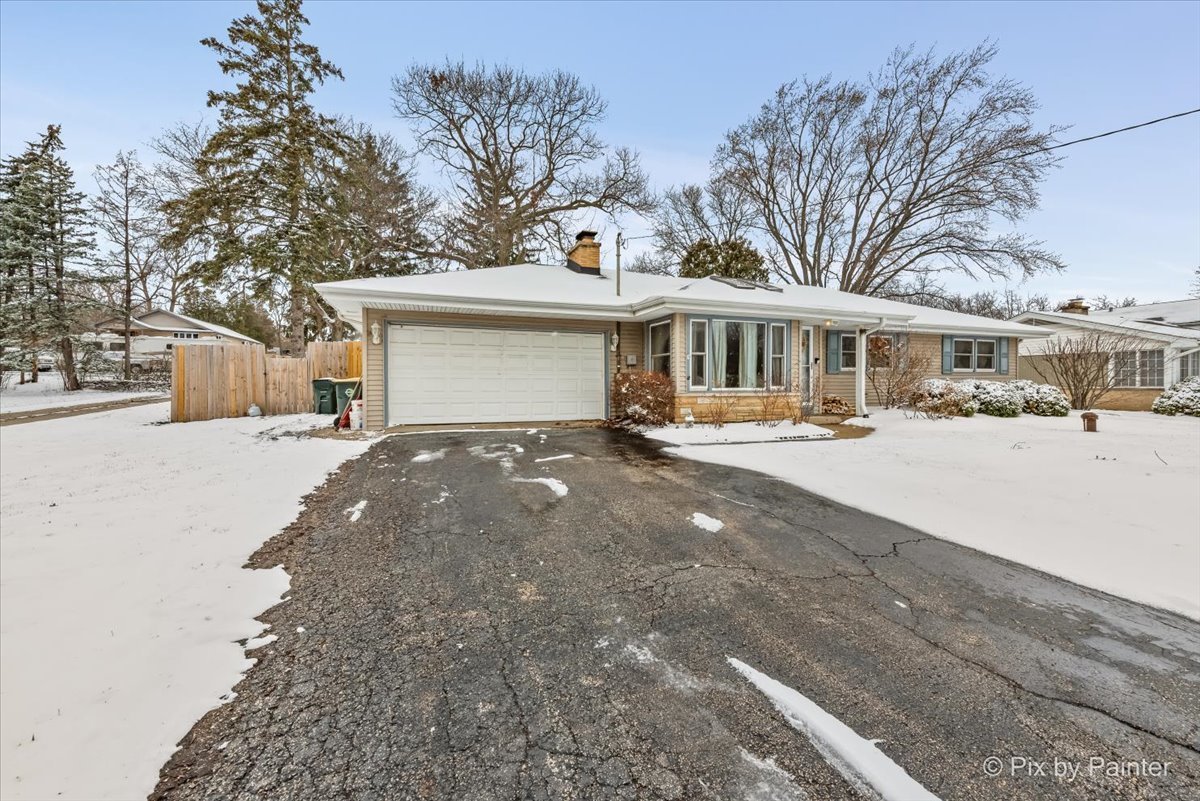 1N536 Highland Avenue, Glen Ellyn, IL 60137