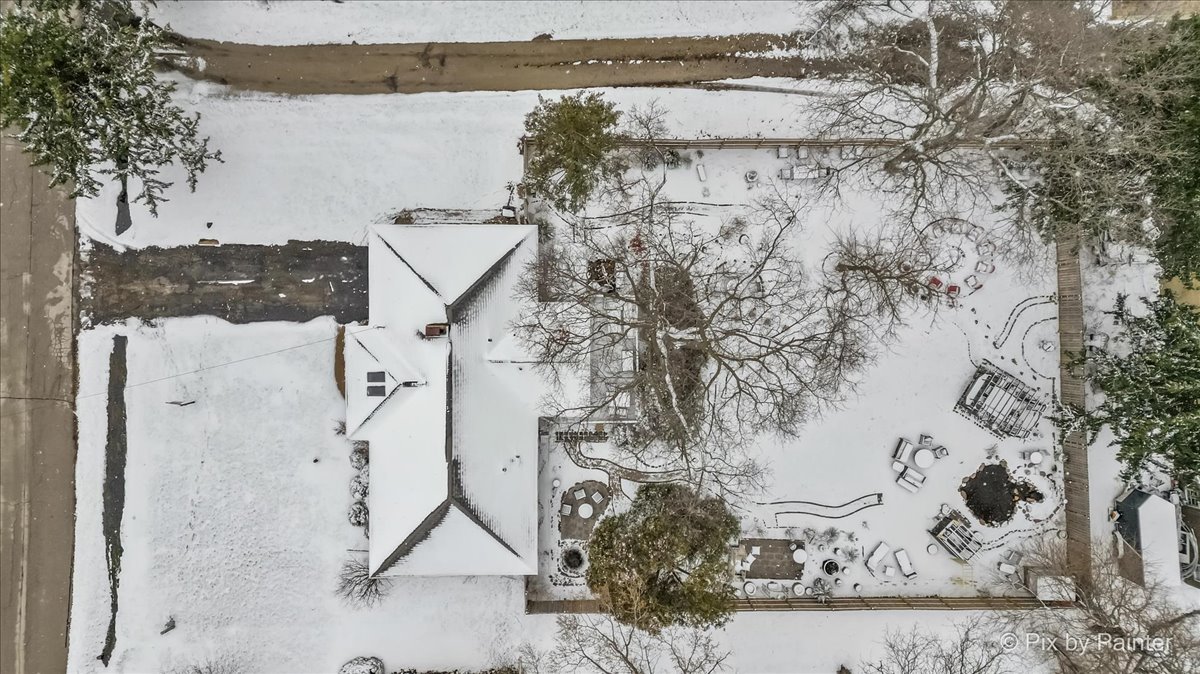 1N536 Highland Avenue, Glen Ellyn, IL 60137