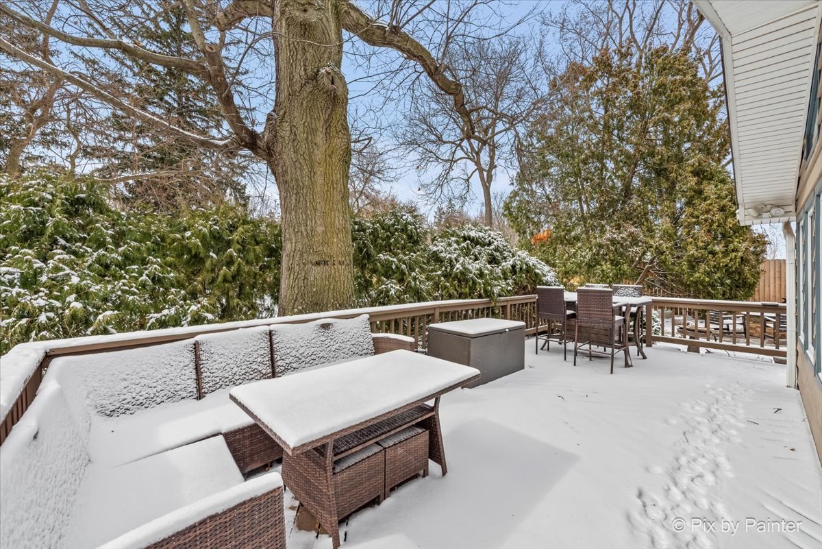 1N536 Highland Avenue, Glen Ellyn, IL 60137