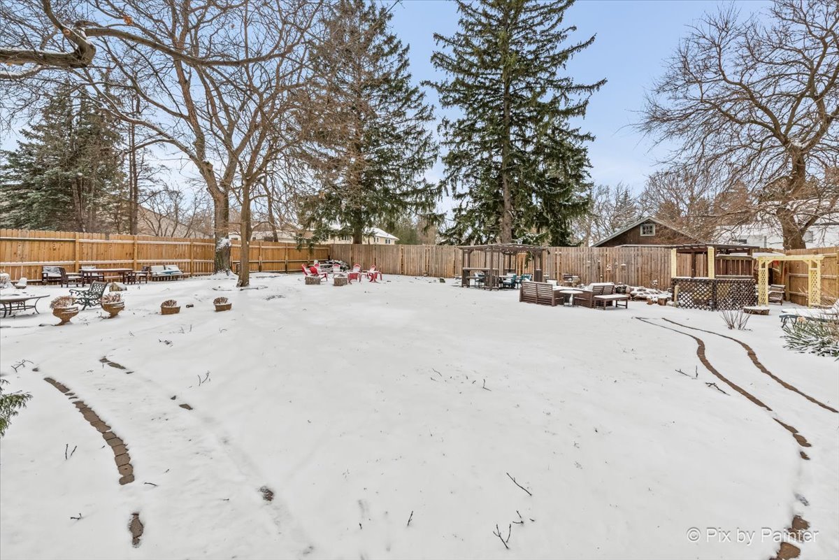 1N536 Highland Avenue, Glen Ellyn, IL 60137