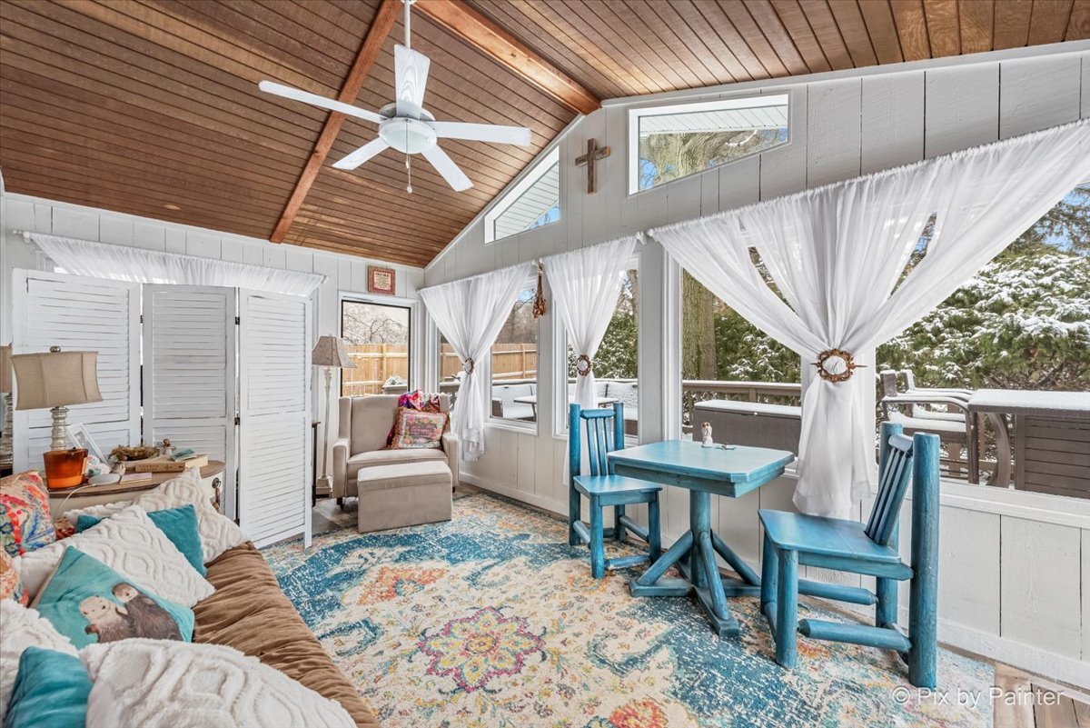 1N536 Highland Avenue, Glen Ellyn, IL 60137