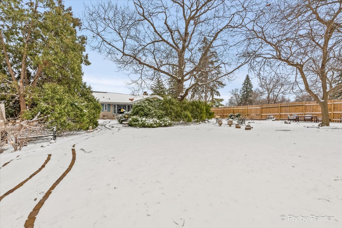 1N536 Highland Avenue, Glen Ellyn, IL 60137