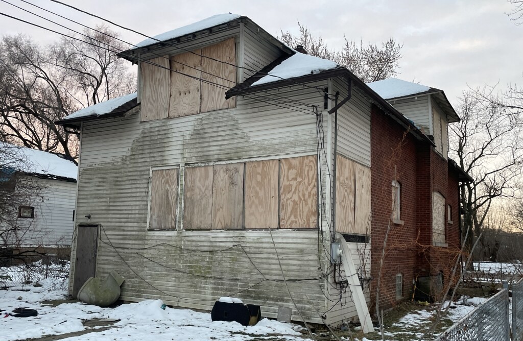 302 E 134th Street, Chicago, IL 60827