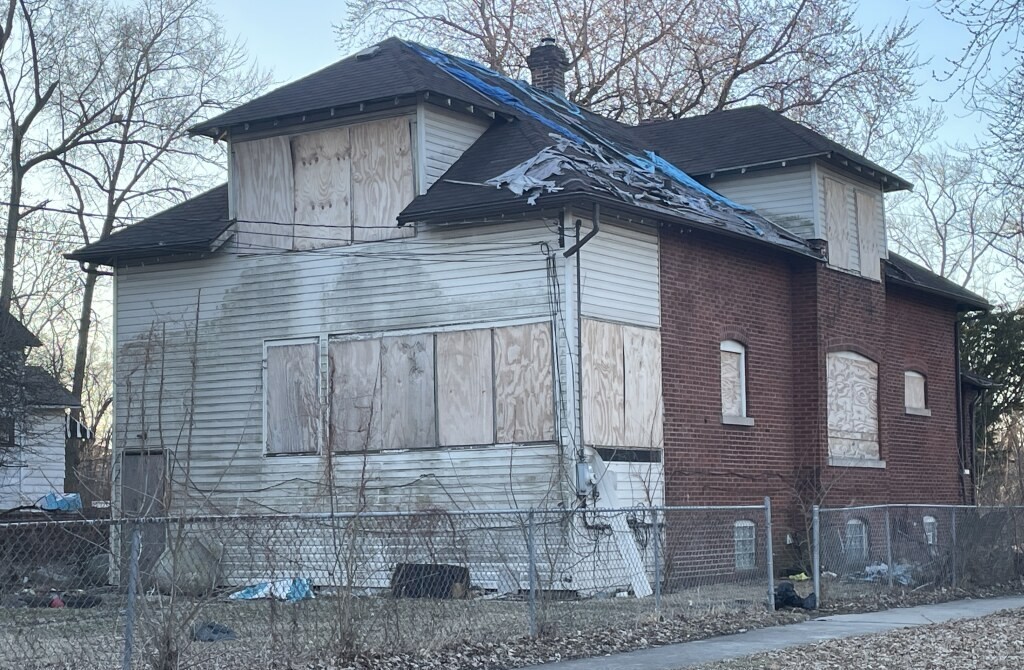 302 E 134th Street, Chicago, IL 60827