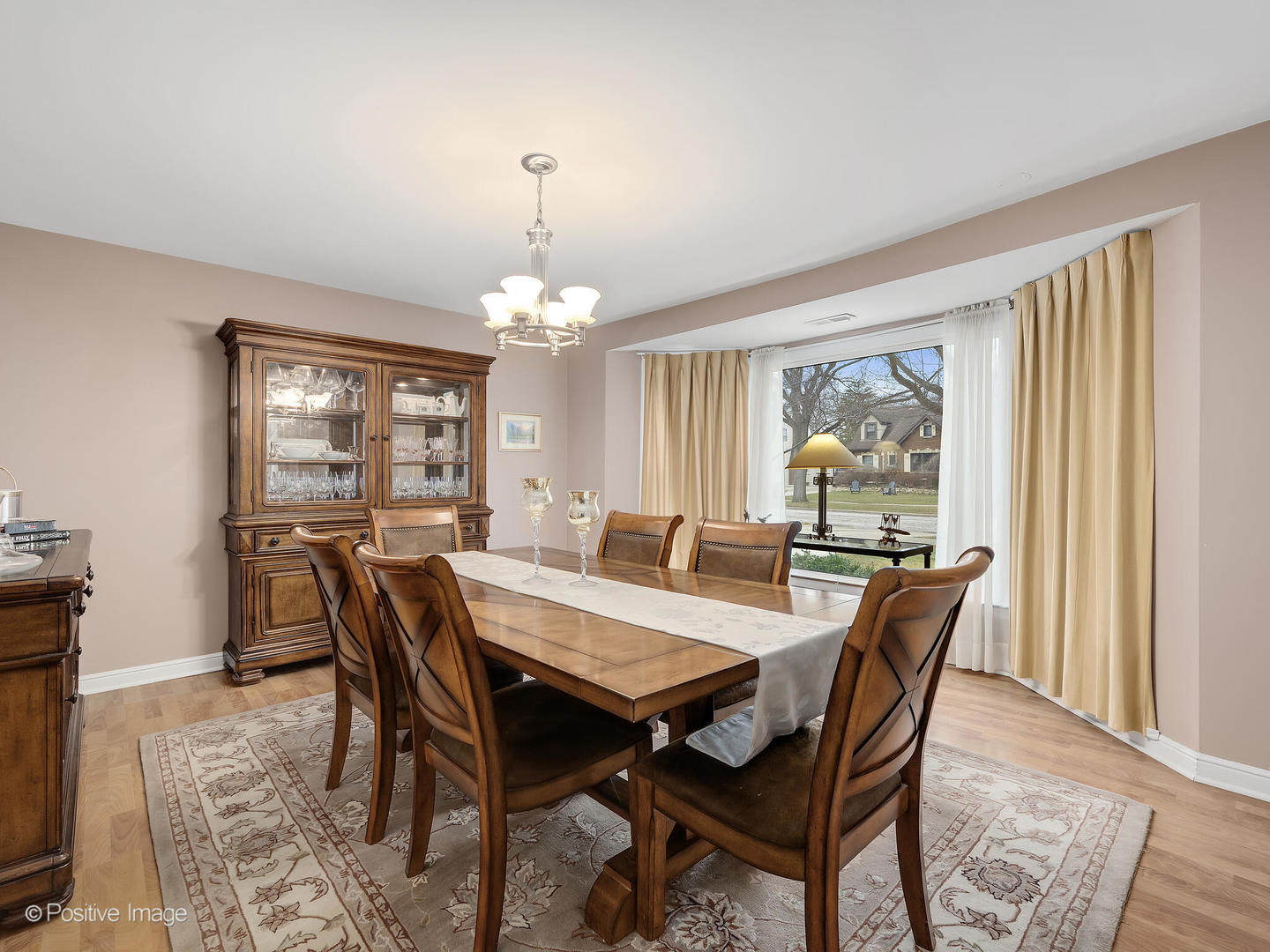 821 N Catherine Avenue, La Grange Park, IL 60526