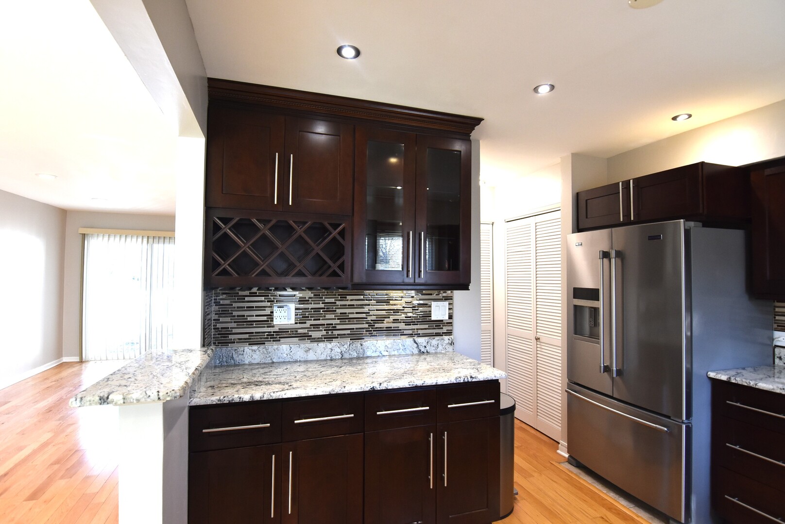 631 Schooner Point, Schaumburg, IL 60194