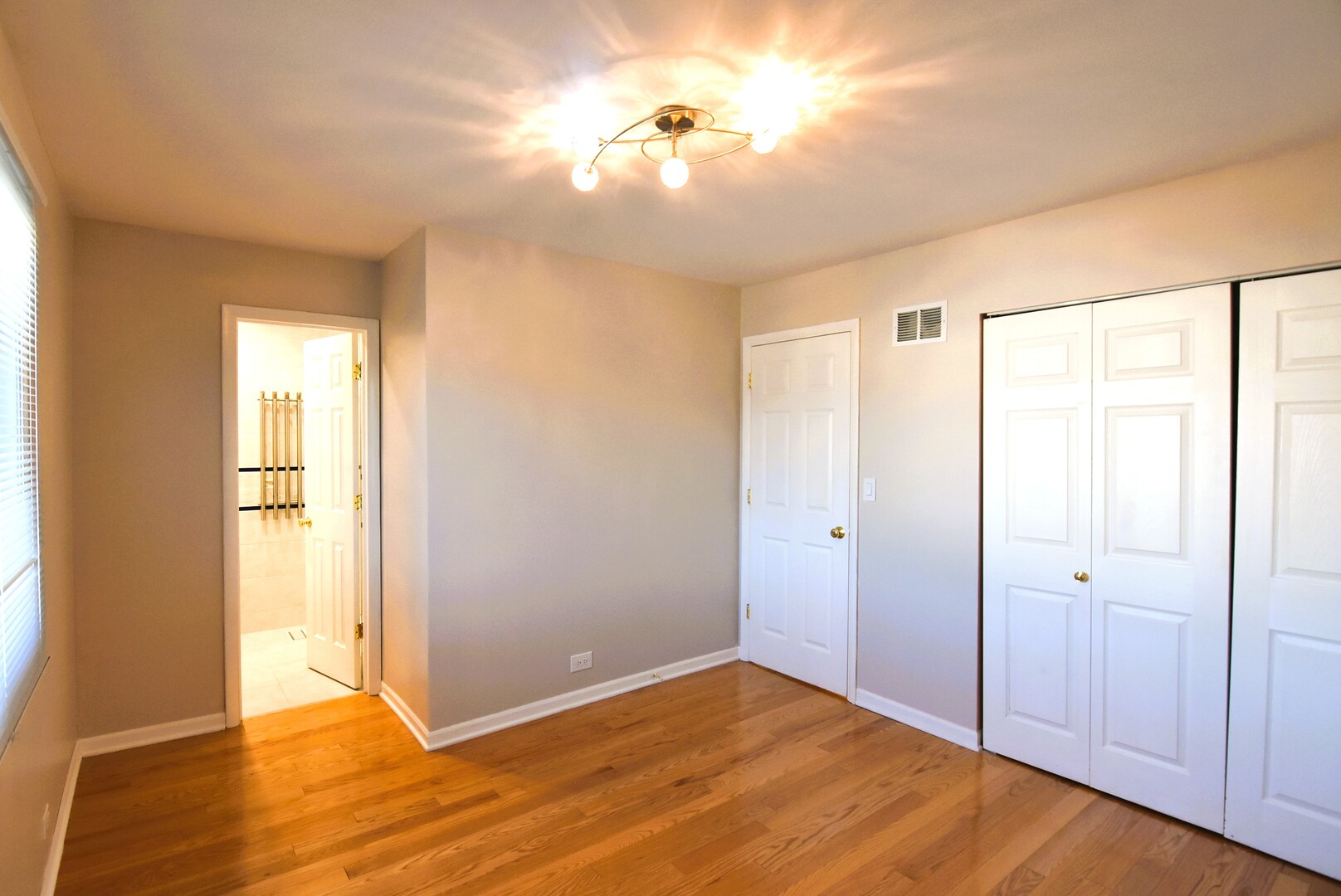 631 Schooner Point, Schaumburg, IL 60194