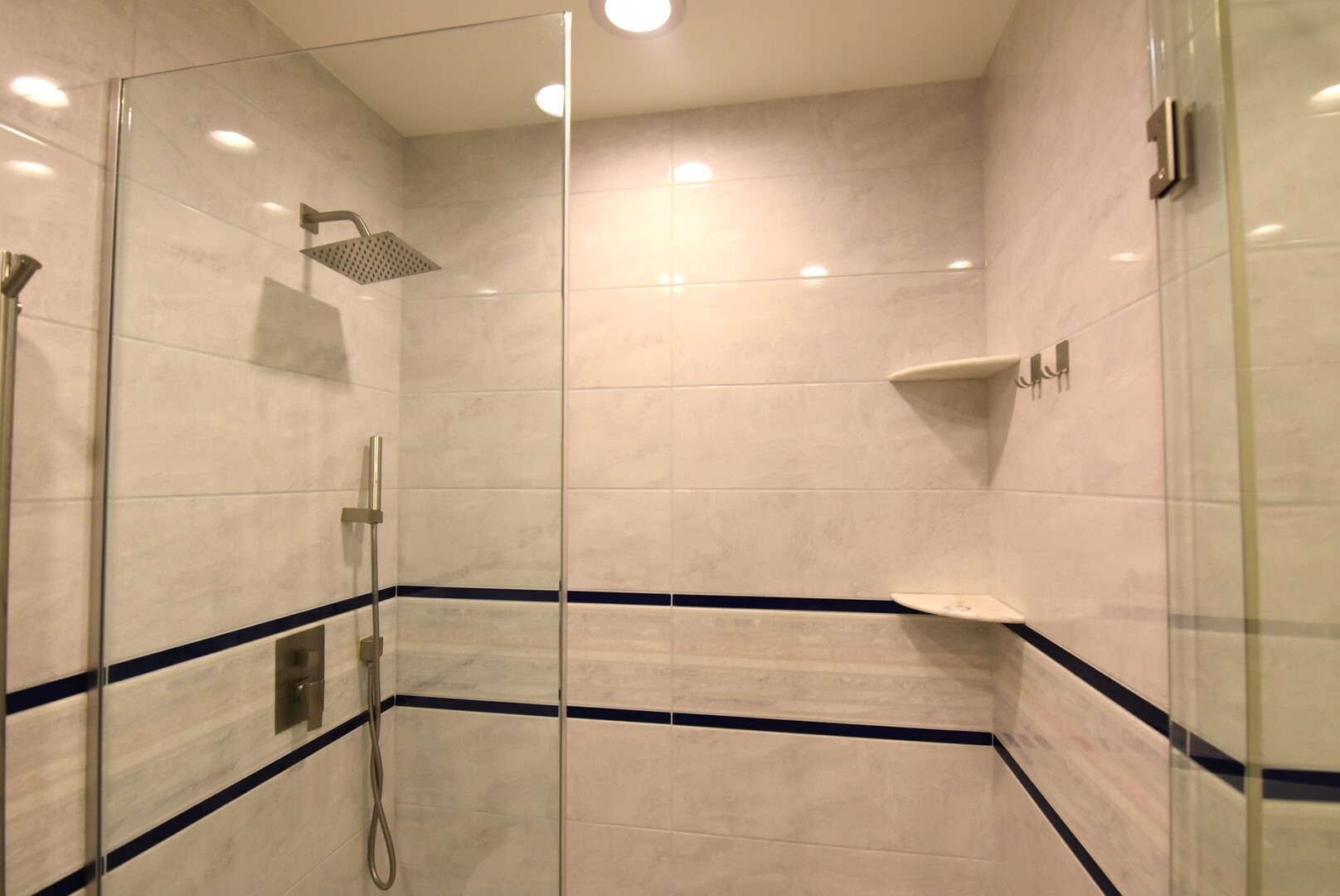 631 Schooner Point, Schaumburg, IL 60194