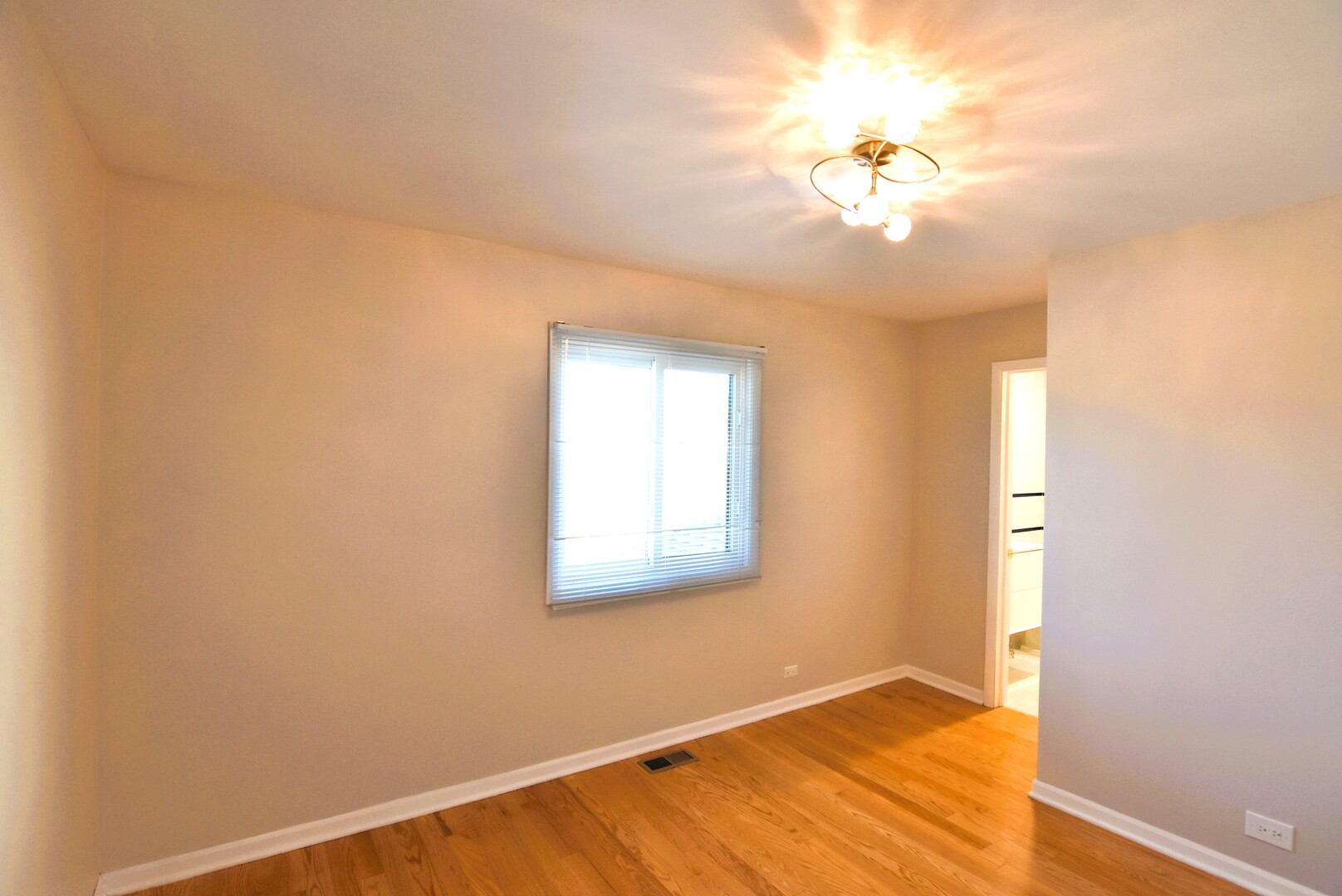 631 Schooner Point, Schaumburg, IL 60194