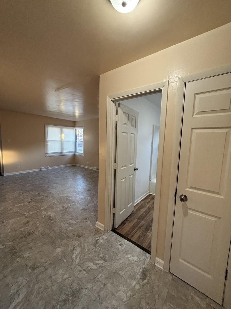 14824 Edbrooke Avenue, Dolton, IL 60419