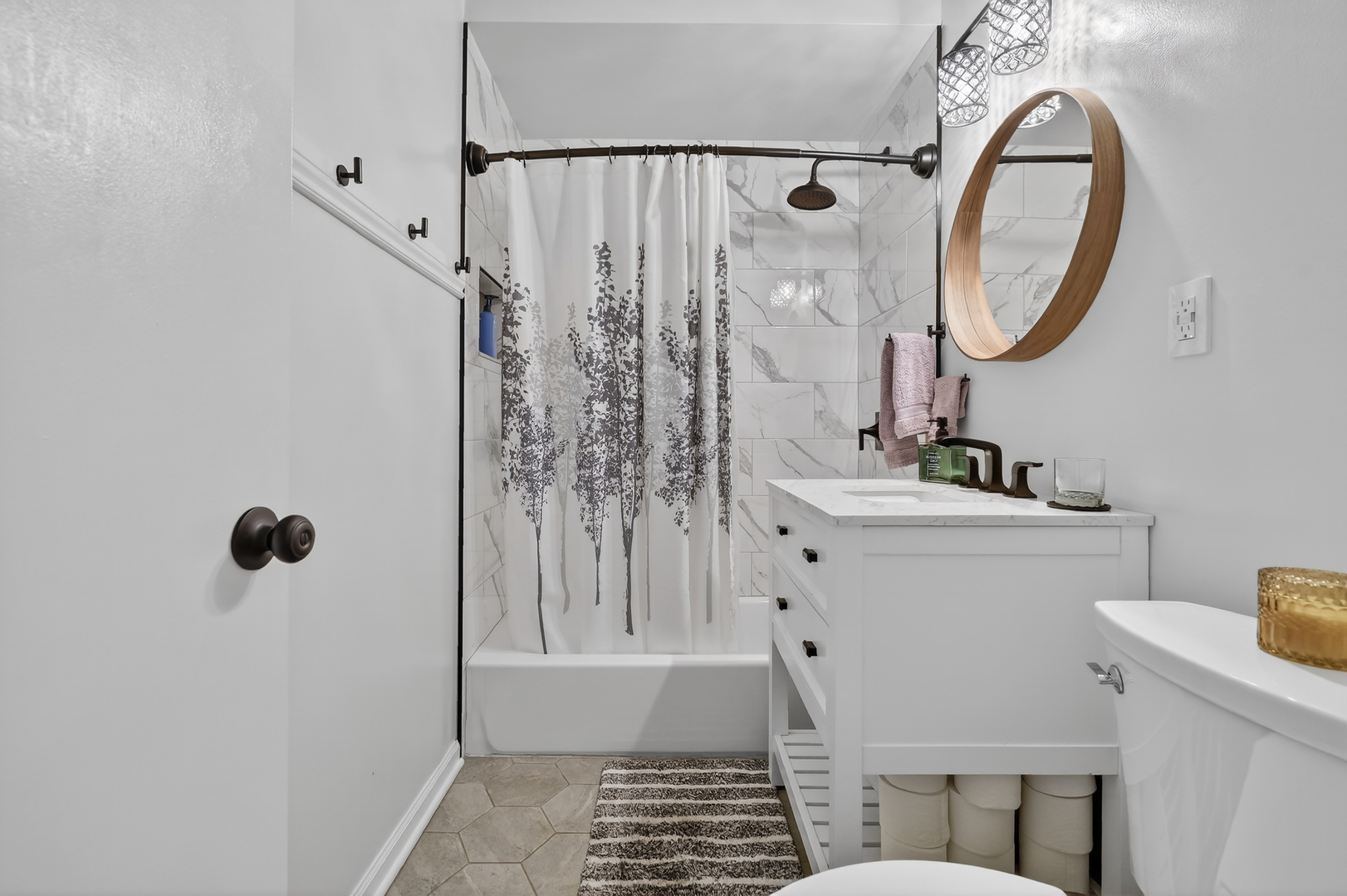 8632 New England Avenue, Burbank, IL 60459