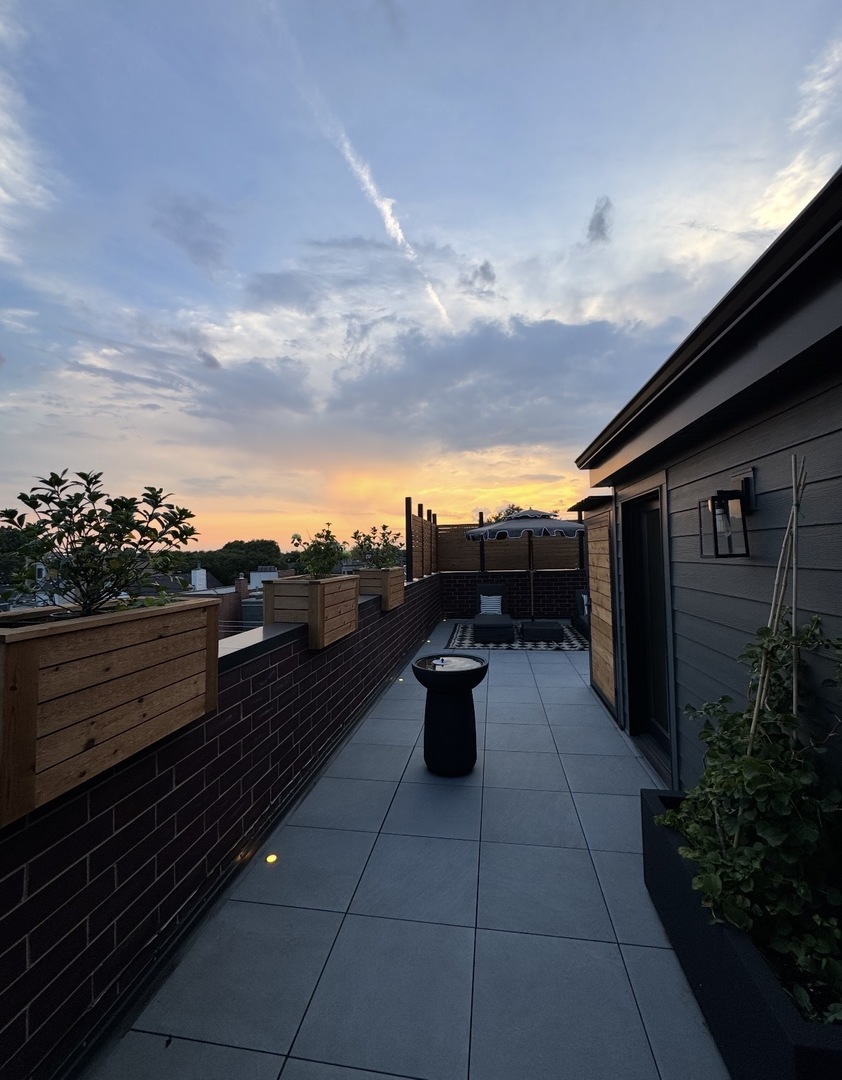 2650 N Racine Avenue #3, Chicago, IL 60614