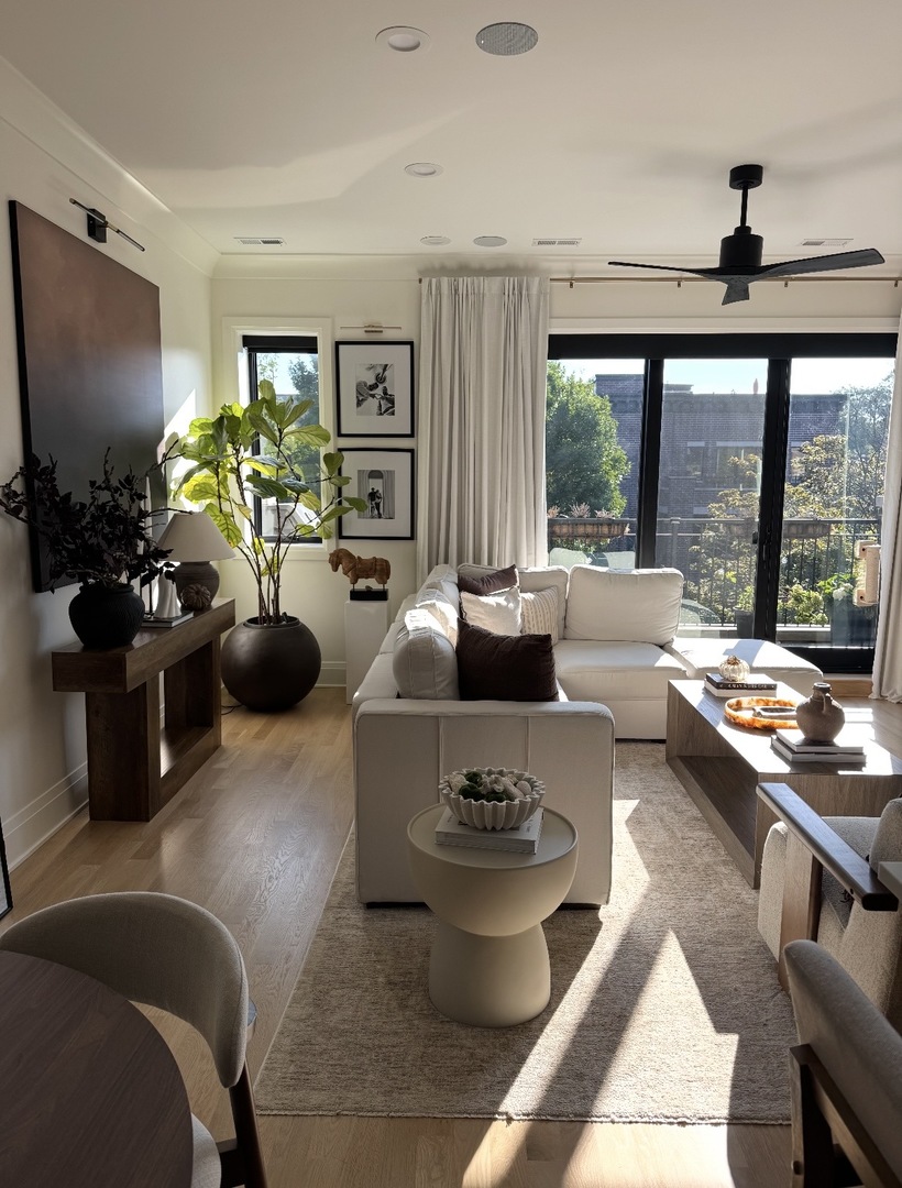 2650 N Racine Avenue #3, Chicago, IL 60614