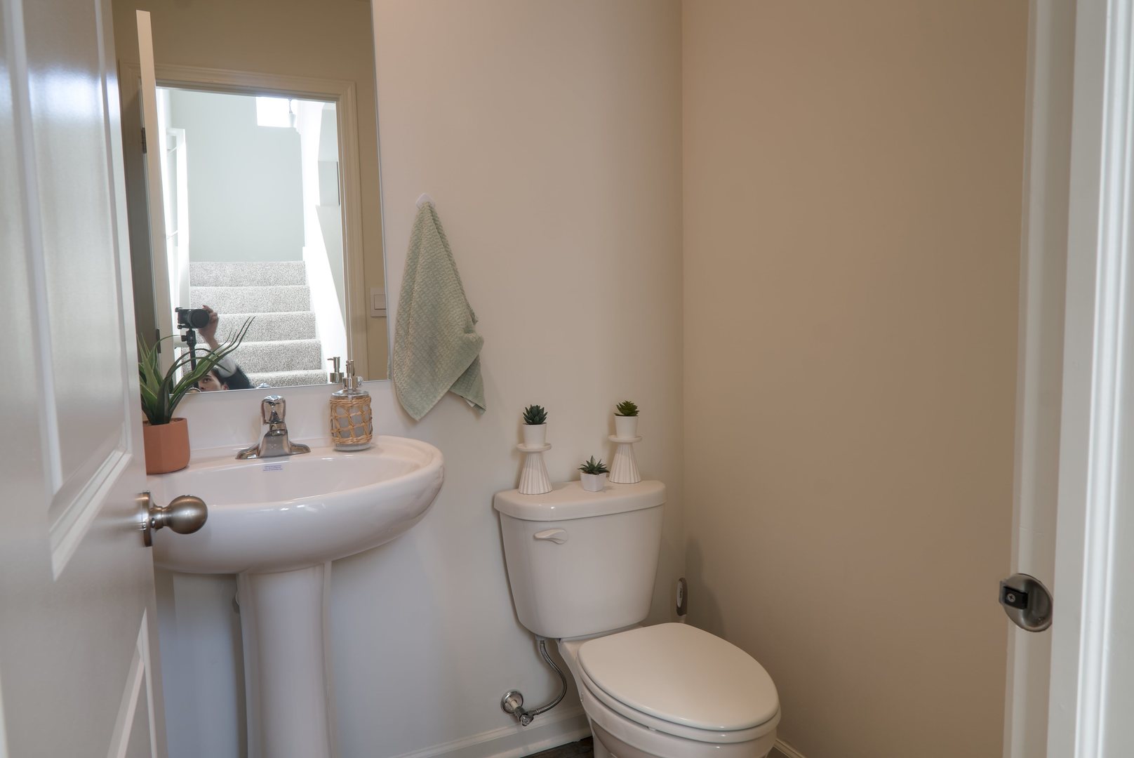 6561 Sassafras Way #E, Wonder Lake, IL 60097