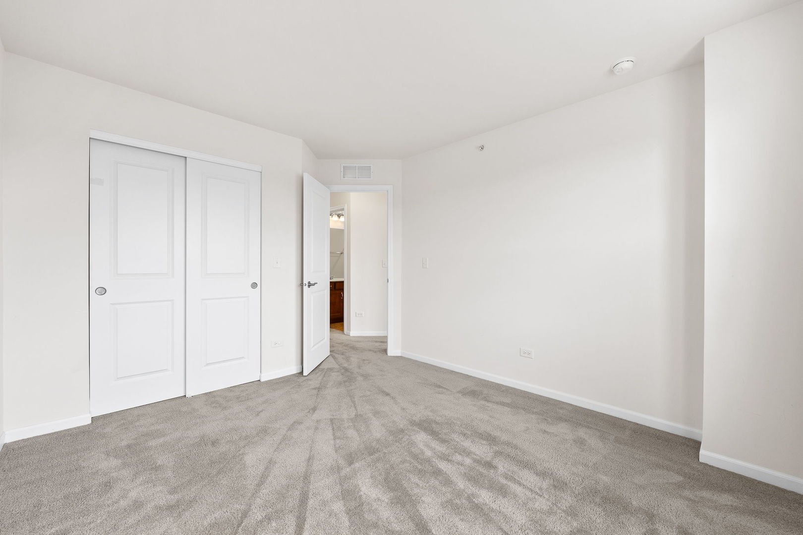 6310 Main Street, Woodridge, IL 60517