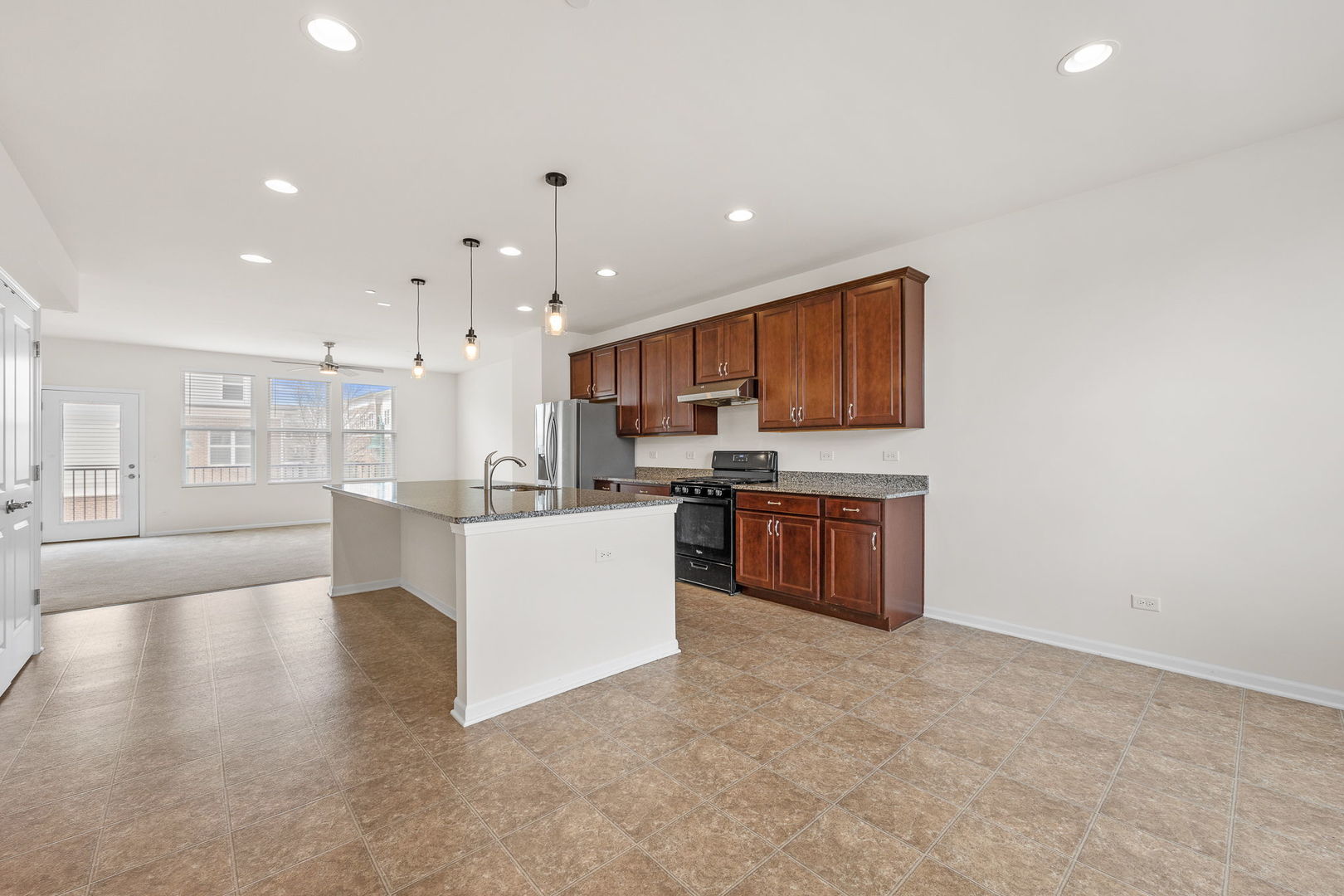 6310 Main Street, Woodridge, IL 60517