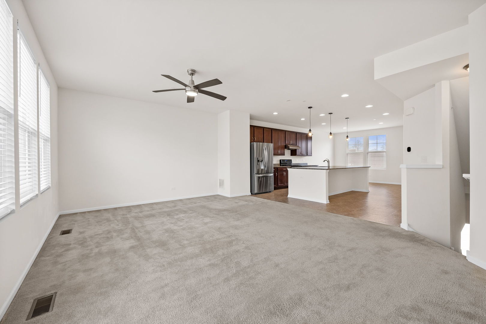 6310 Main Street, Woodridge, IL 60517