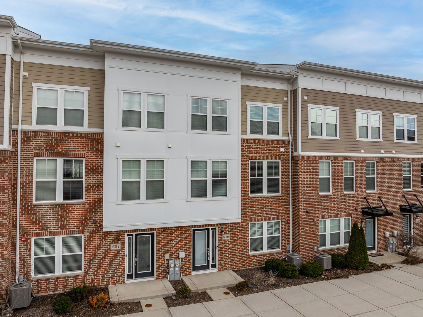 6310 Main Street, Woodridge, IL 60517