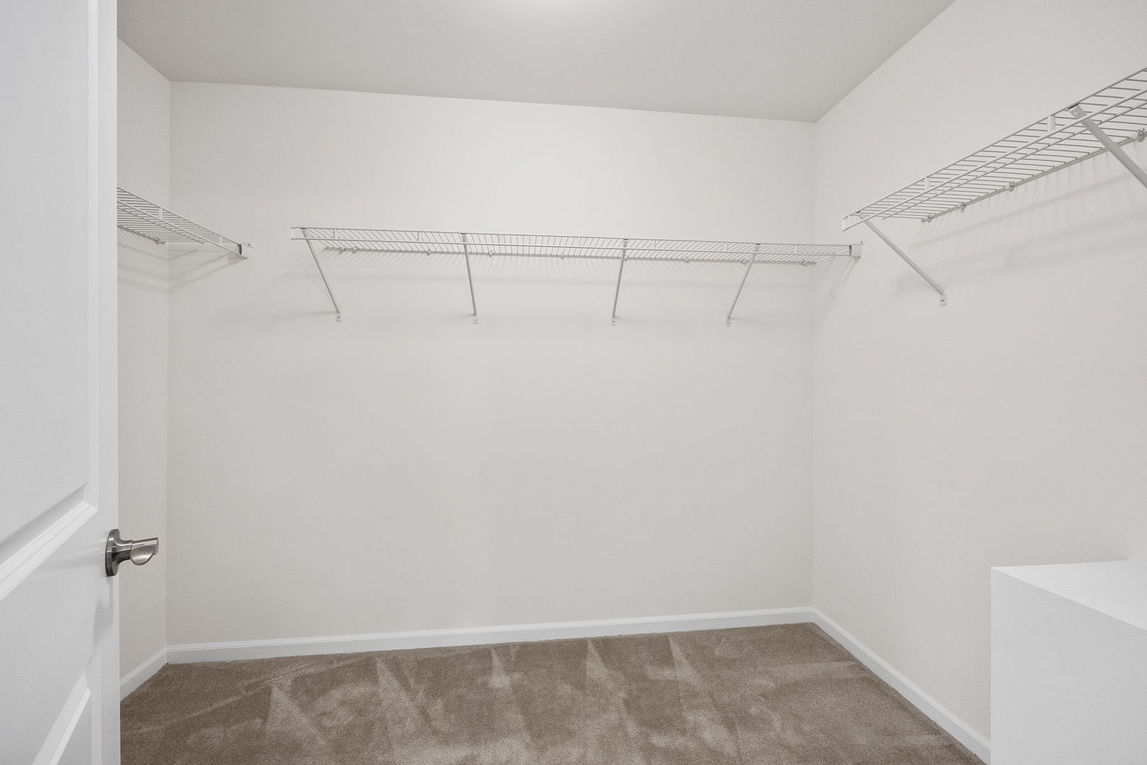 6310 Main Street, Woodridge, IL 60517