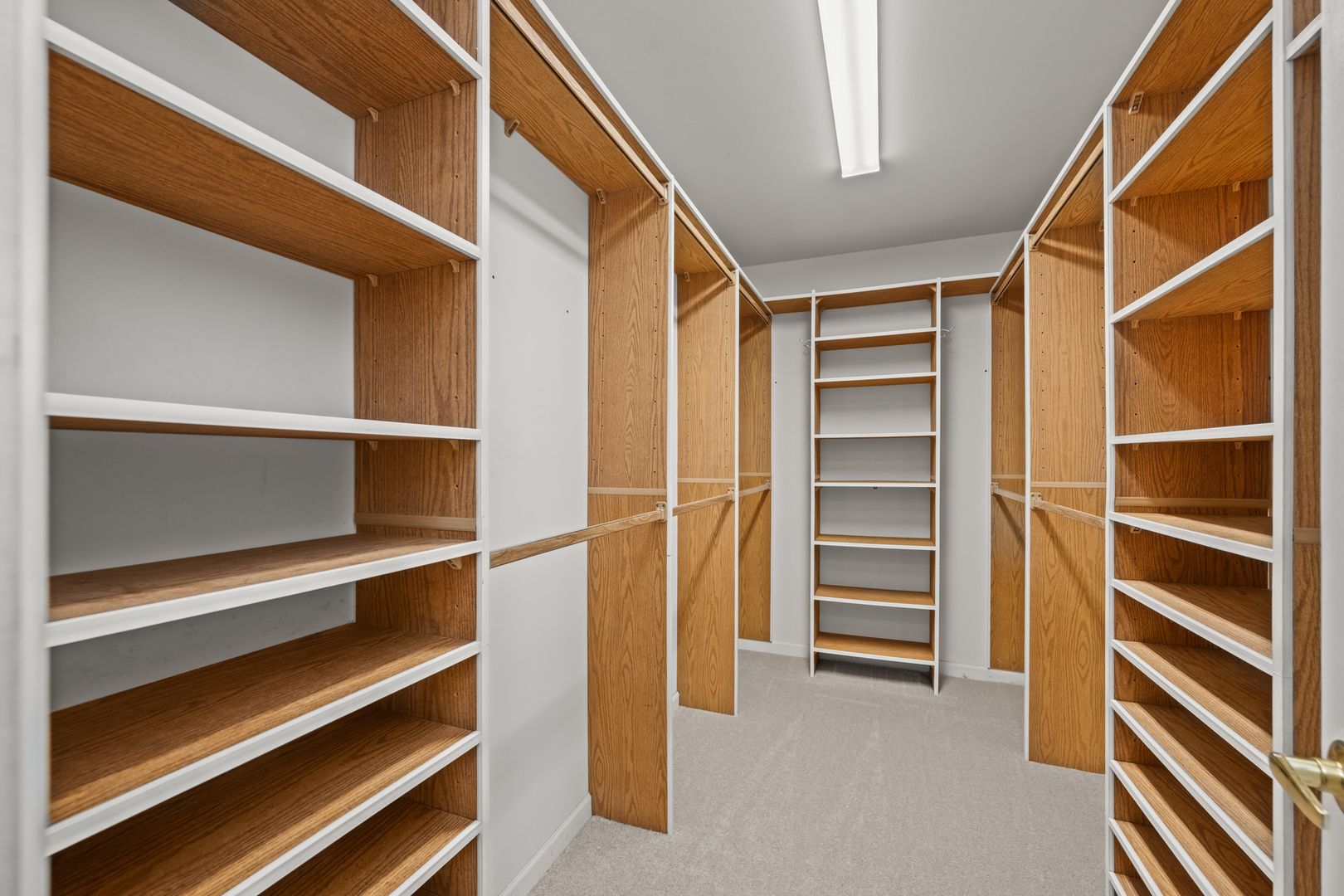 350 E Dundee Road #207B, Buffalo Grove, IL 60089