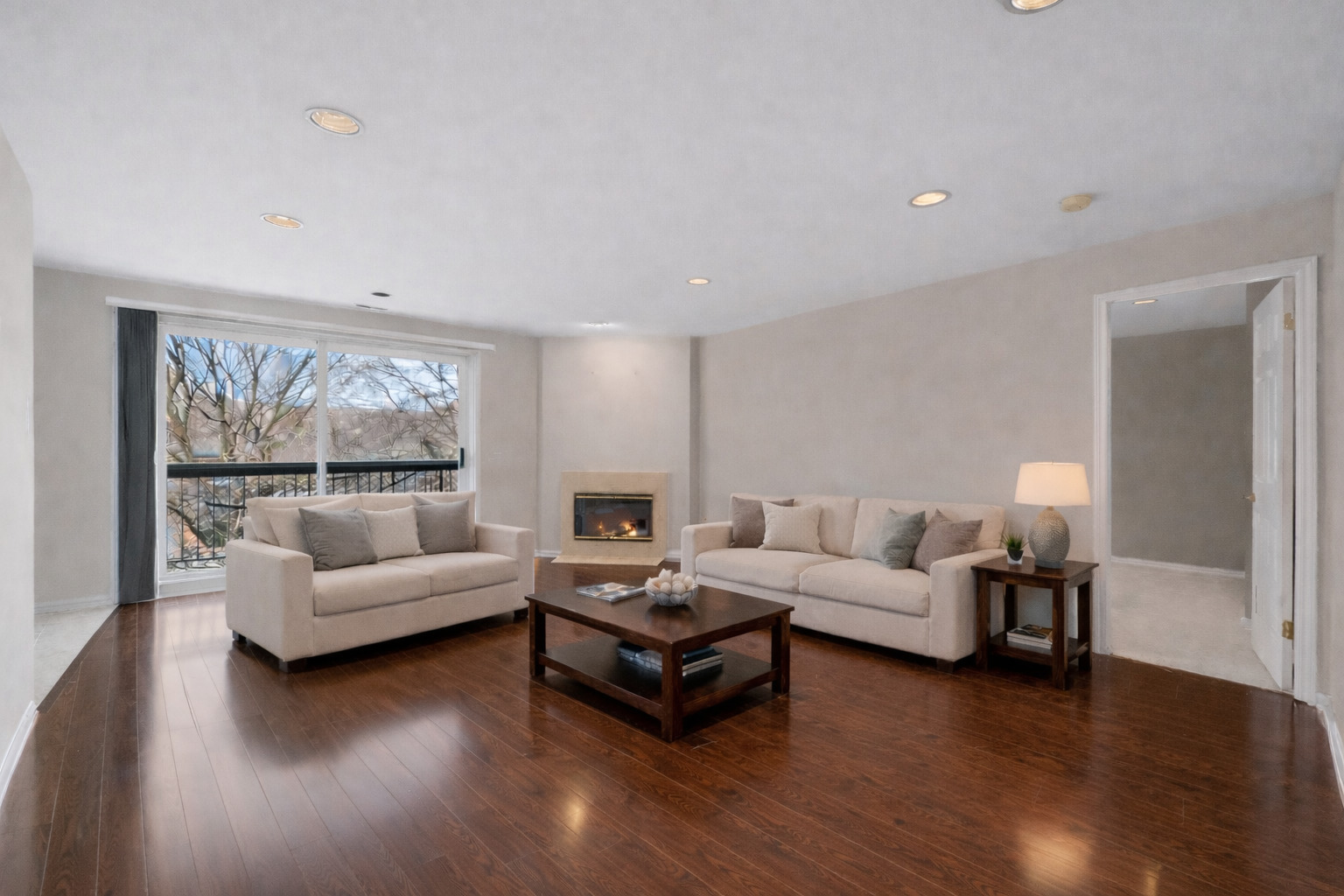 350 E Dundee Road #207B, Buffalo Grove, IL 60089