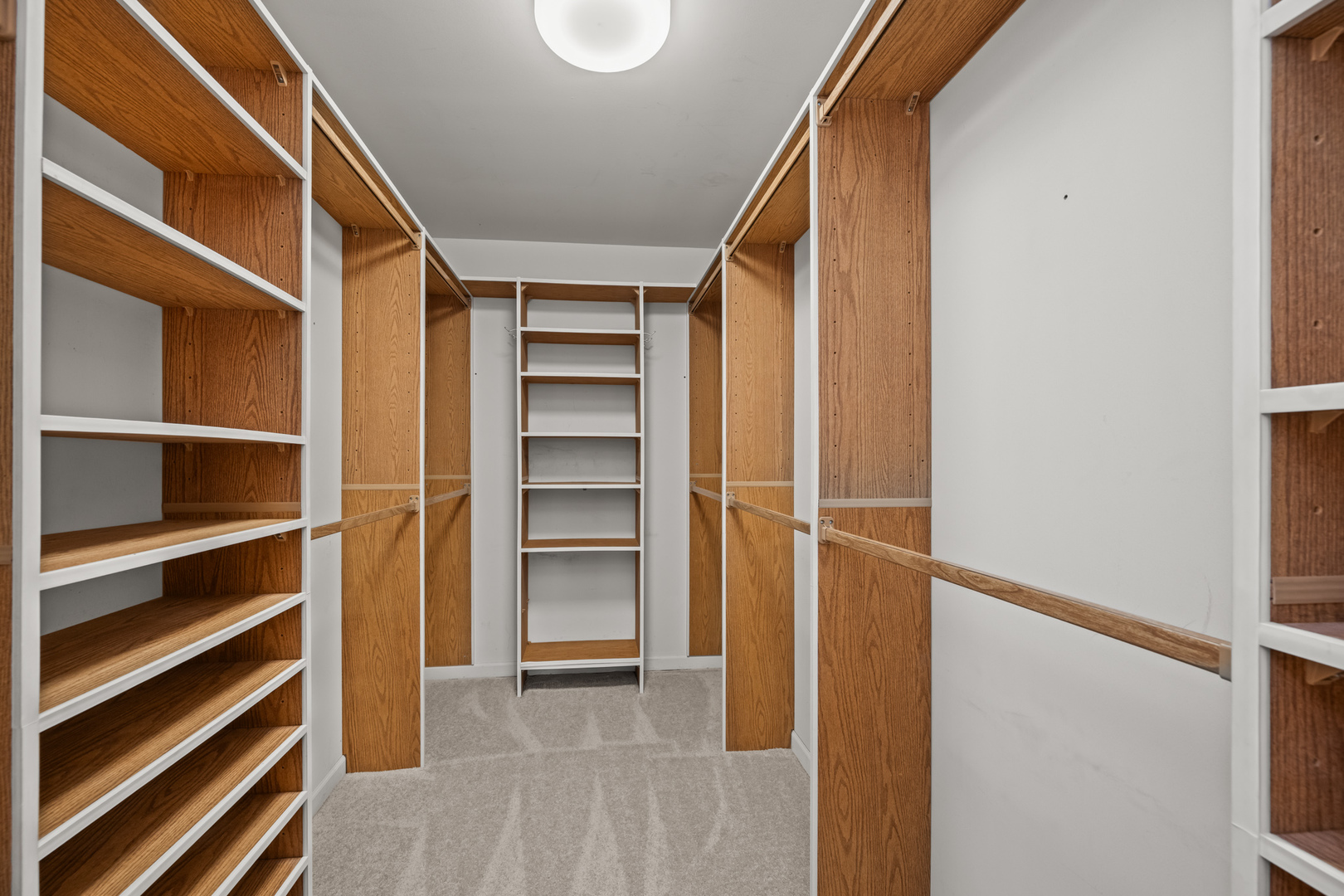 350 E Dundee Road #207B, Buffalo Grove, IL 60089