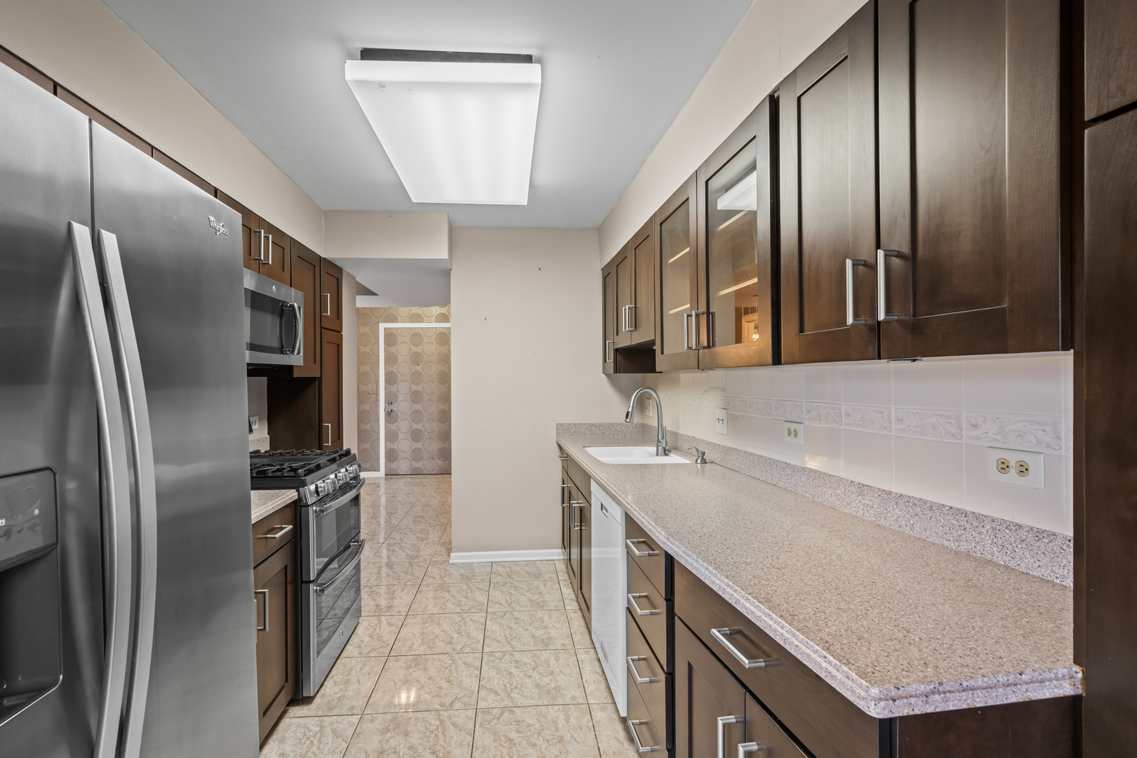 350 E Dundee Road #207B, Buffalo Grove, IL 60089