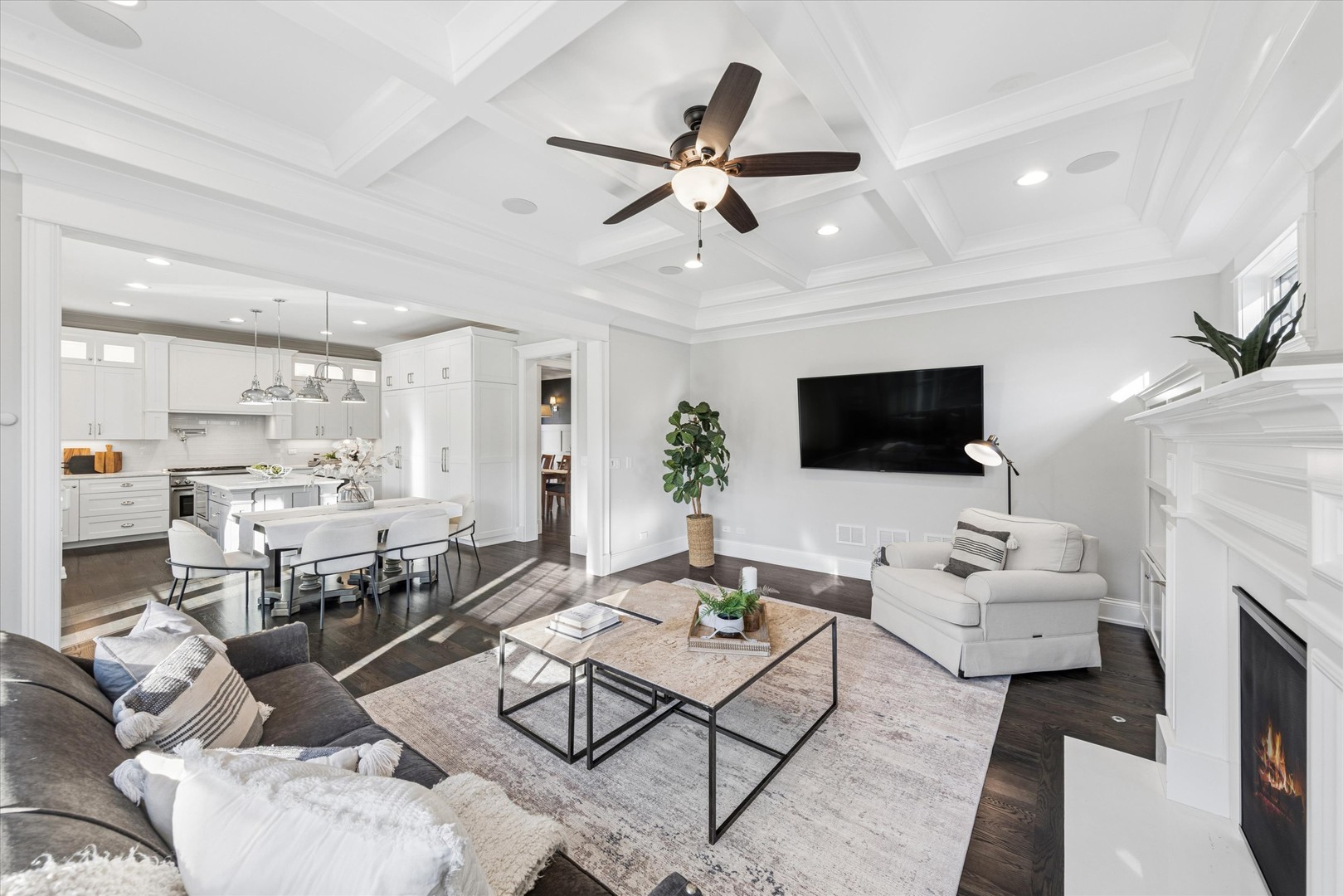 502 S Fairview Avenue, Elmhurst, IL 60126