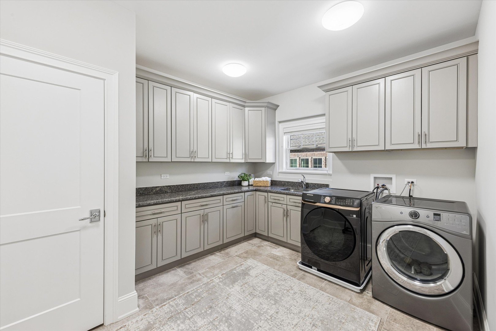 502 S Fairview Avenue, Elmhurst, IL 60126