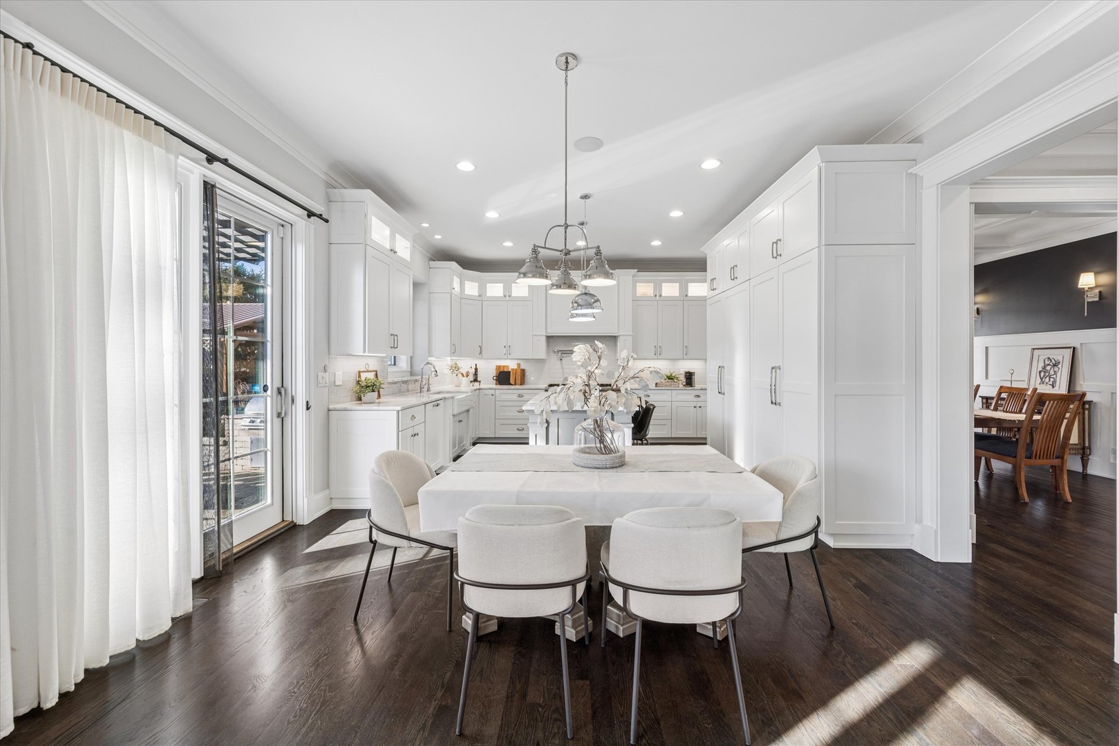 502 S Fairview Avenue, Elmhurst, IL 60126