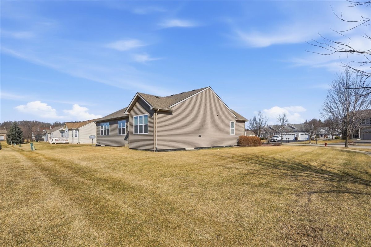 10709 Mallard Lane, Richmond, IL 60071
