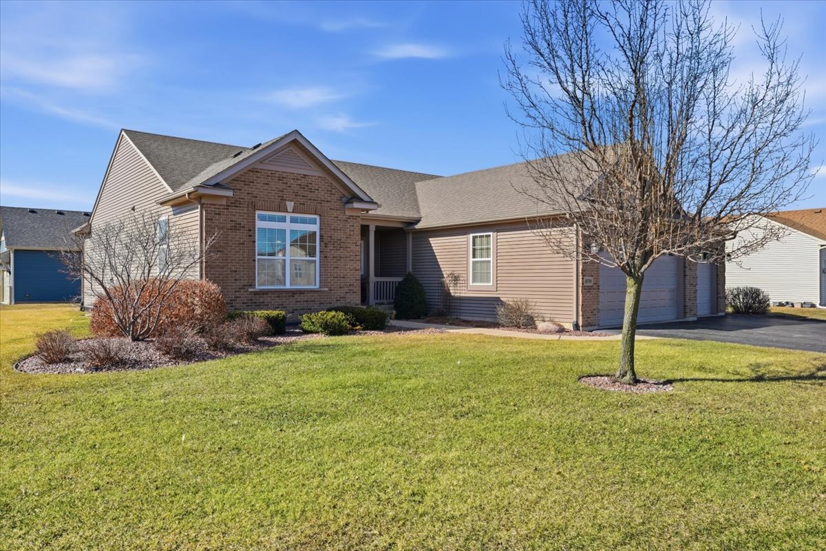 10709 Mallard Lane, Richmond, IL 60071