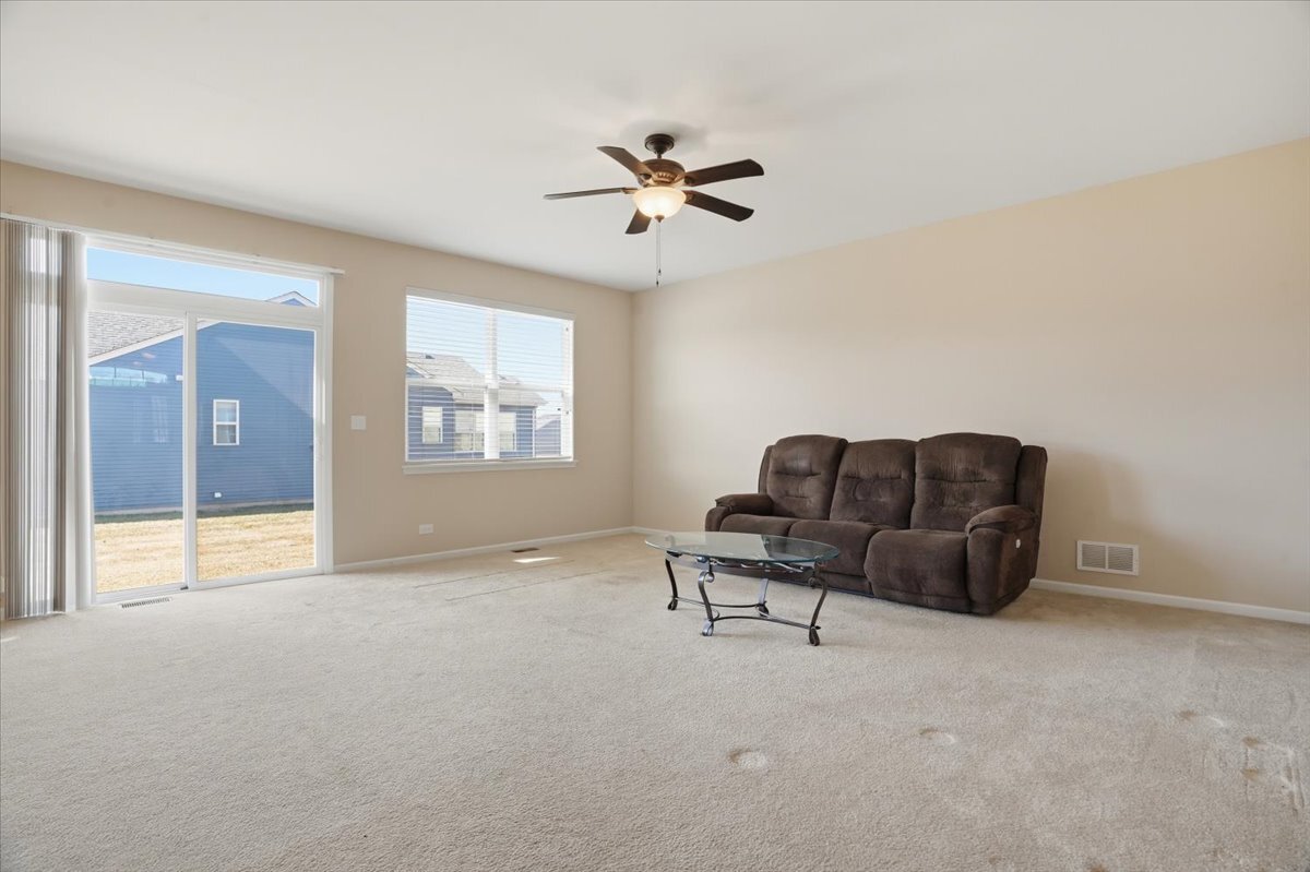 10709 Mallard Lane, Richmond, IL 60071