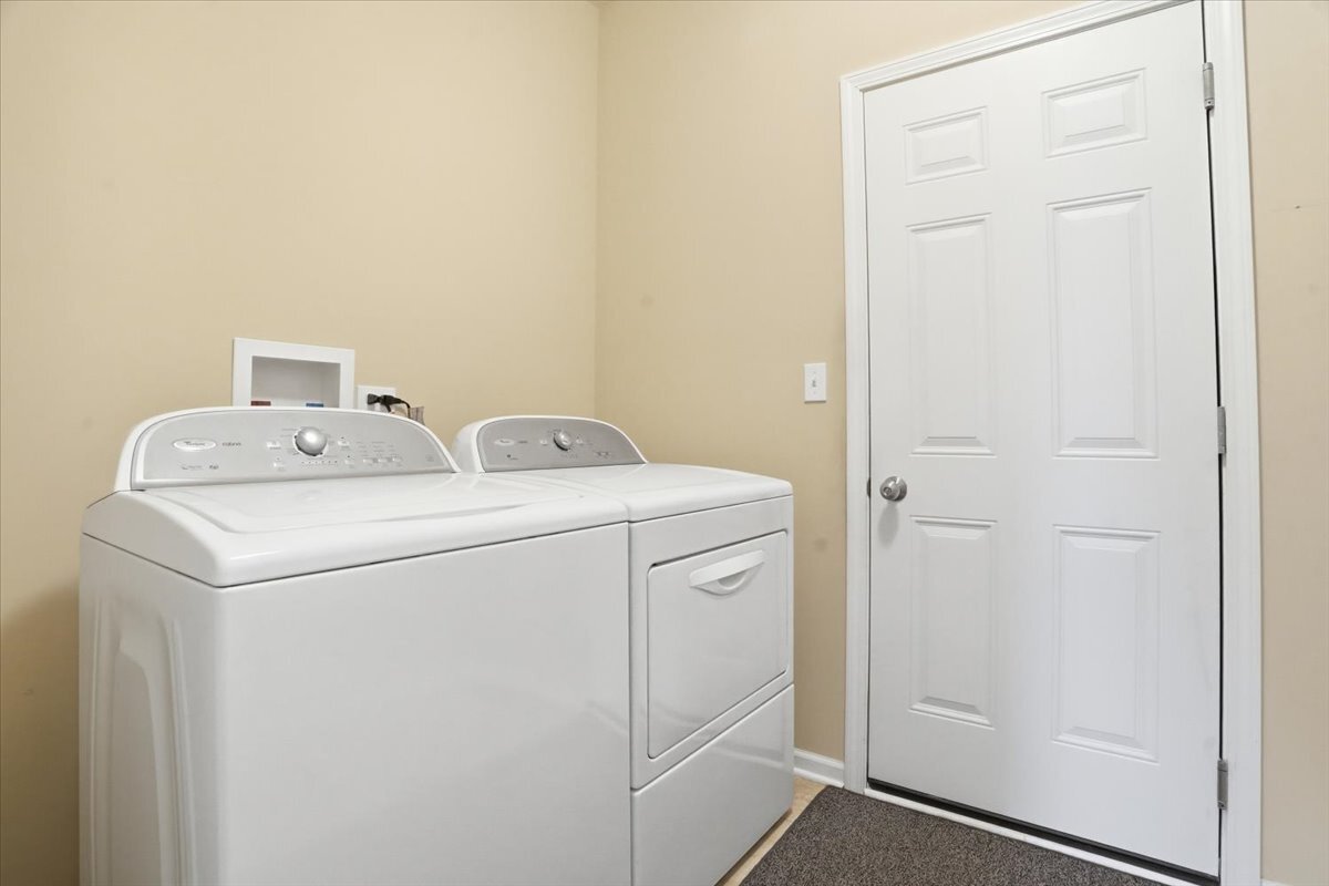 10709 Mallard Lane, Richmond, IL 60071