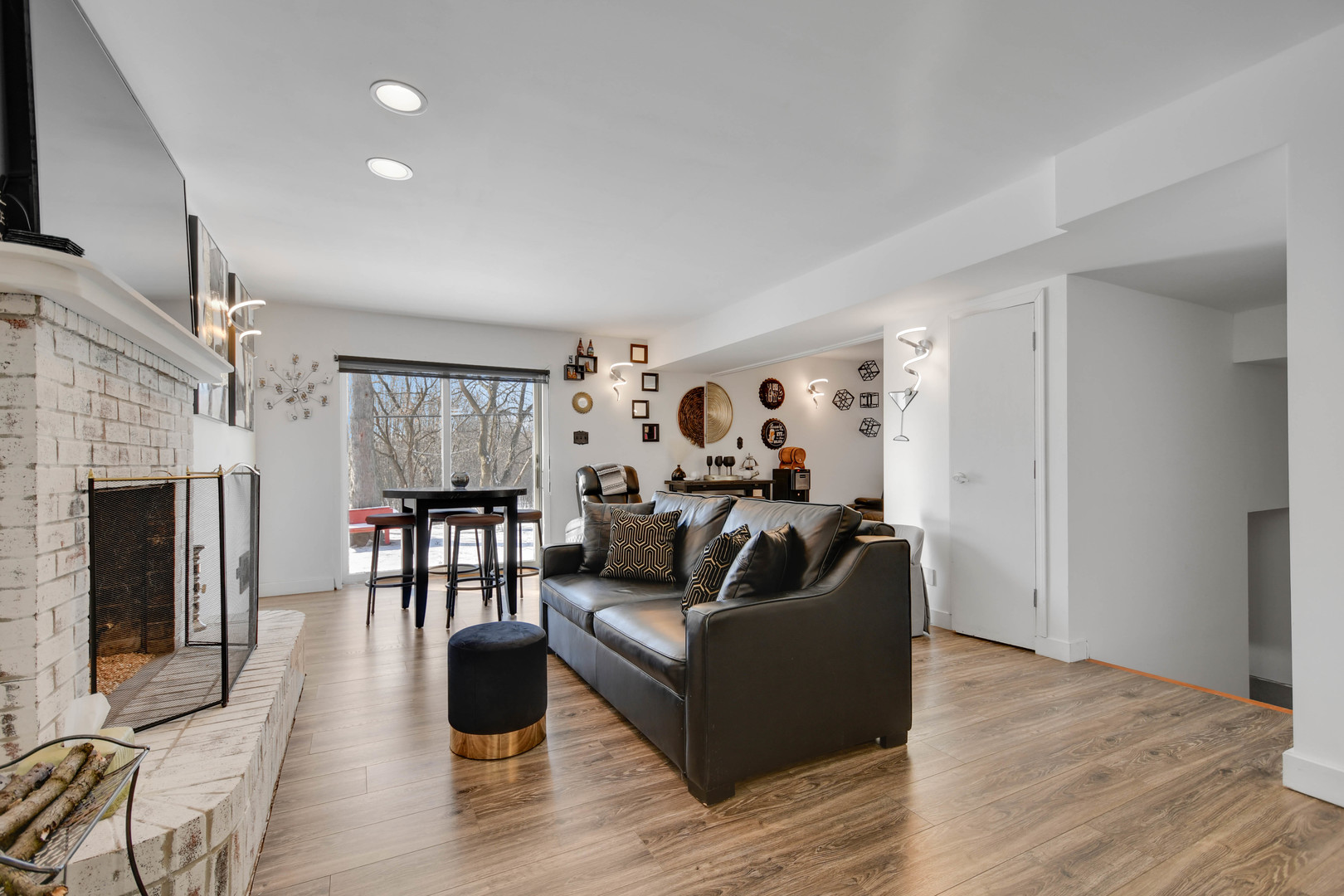 411 Suwanee Street, Park Forest, IL 60466