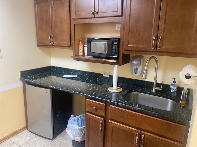 18216 Harwood Avenue, Homewood, IL 60430