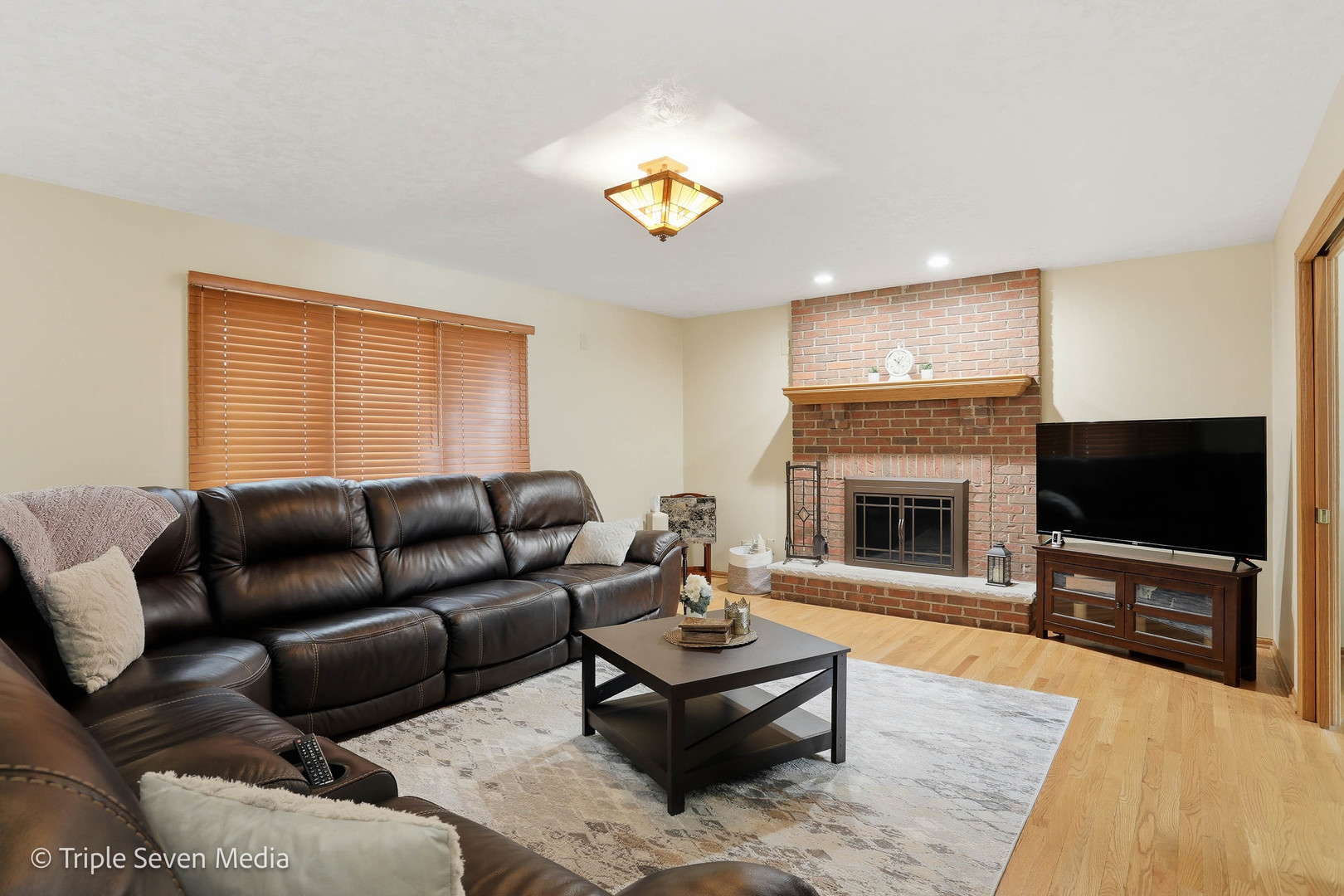 17050 Kerry Avenue, Orland Park, IL 60467