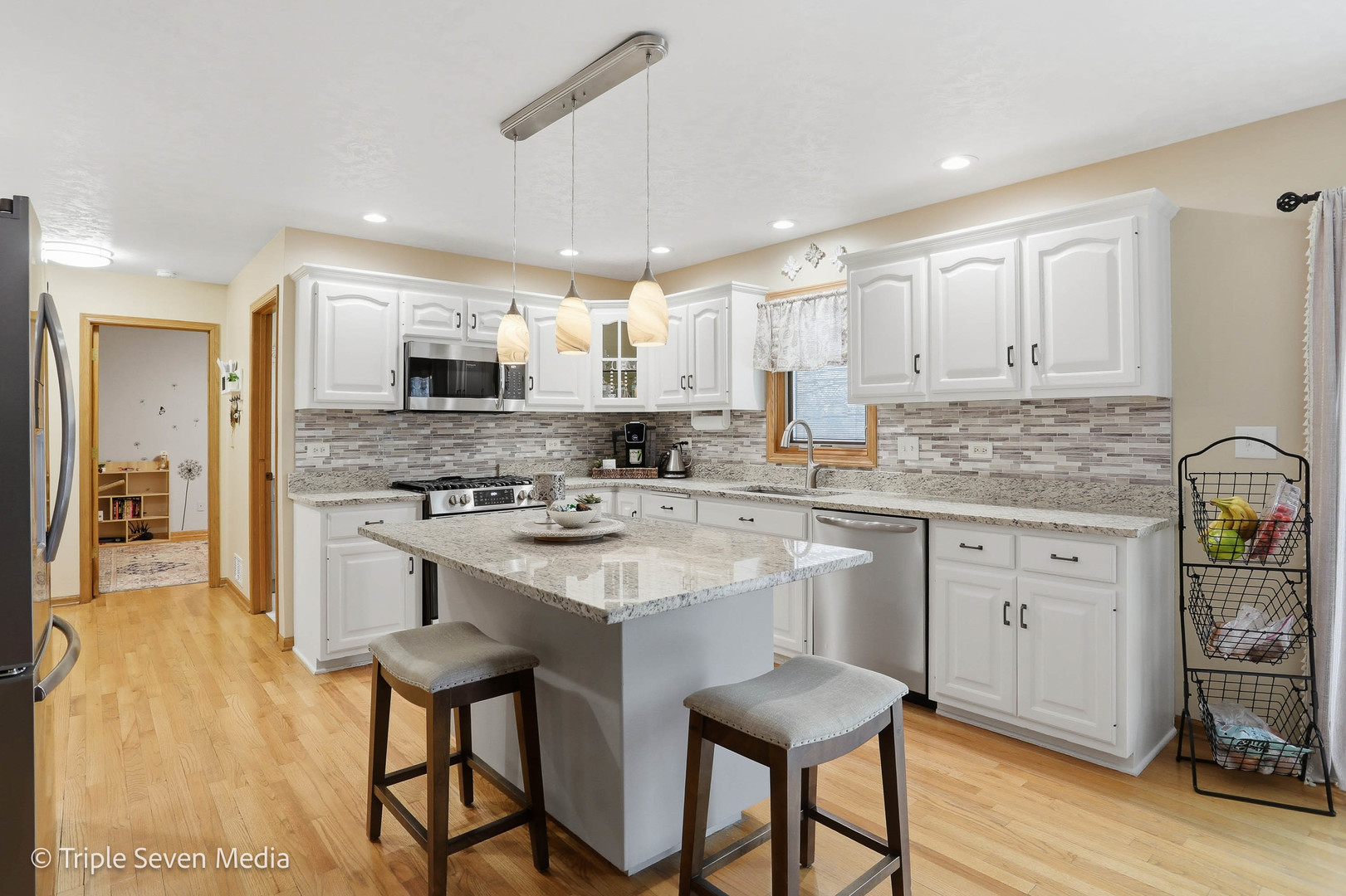 17050 Kerry Avenue, Orland Park, IL 60467