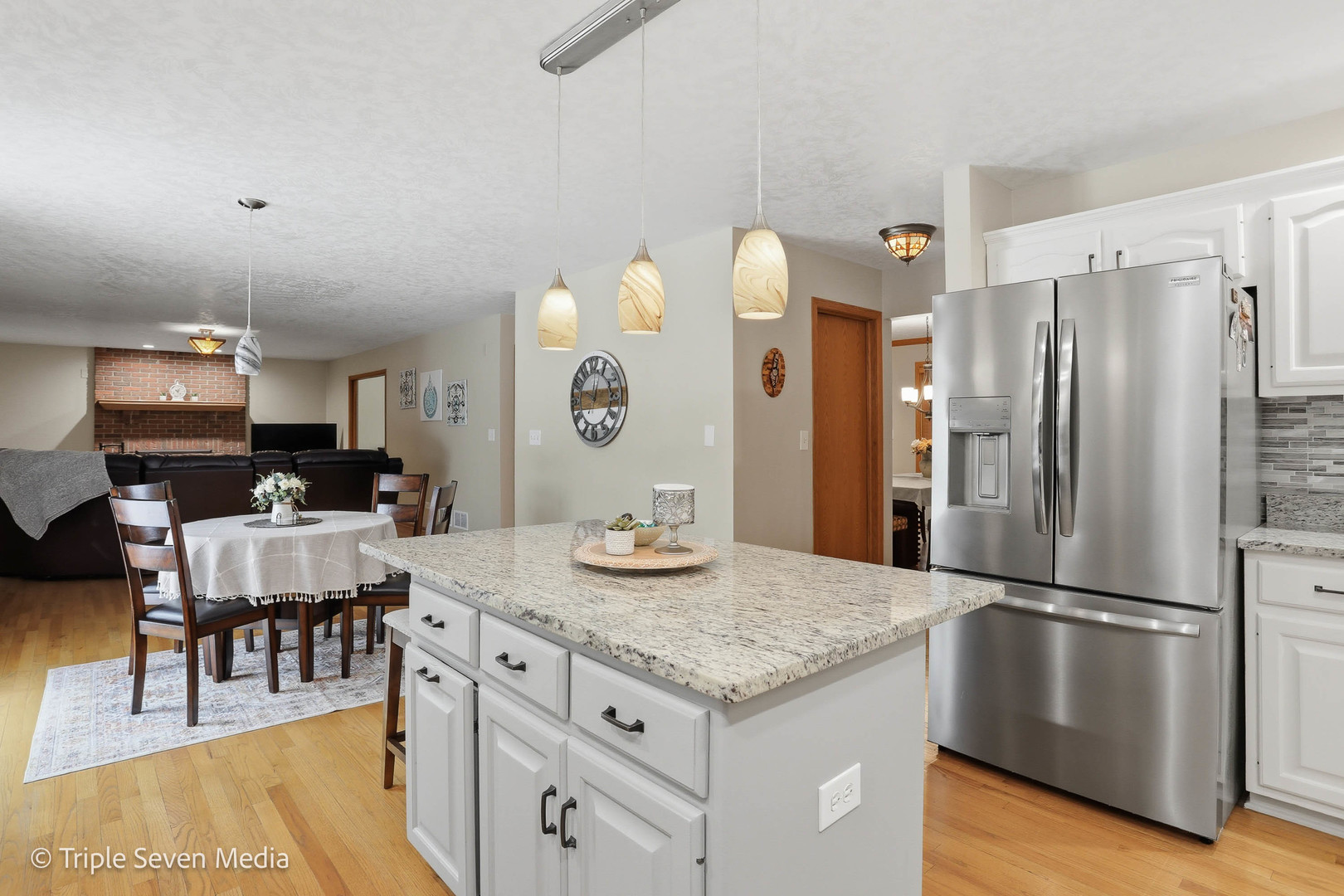 17050 Kerry Avenue, Orland Park, IL 60467