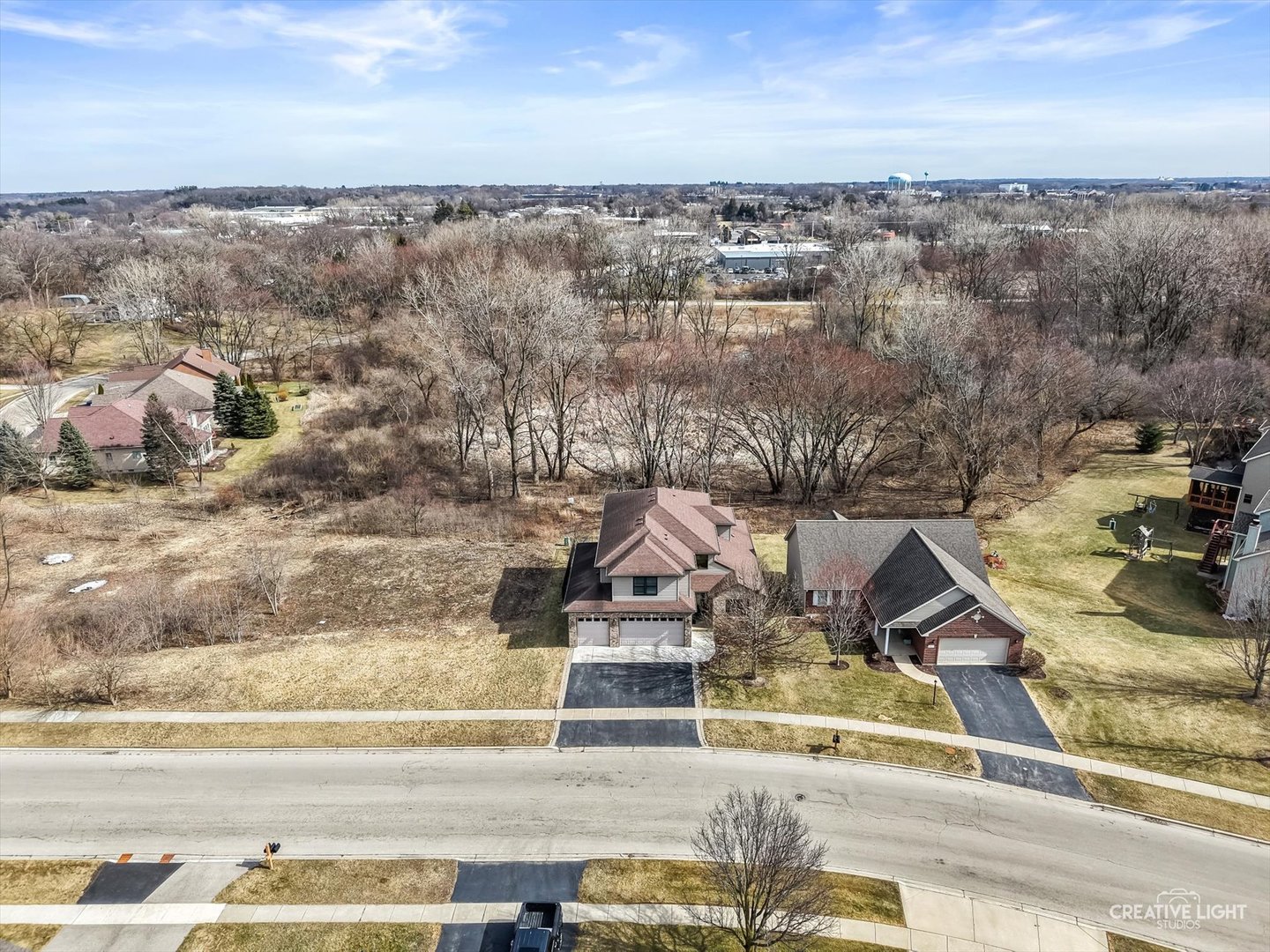 1401 Savanna Lane, Woodstock, IL 60098