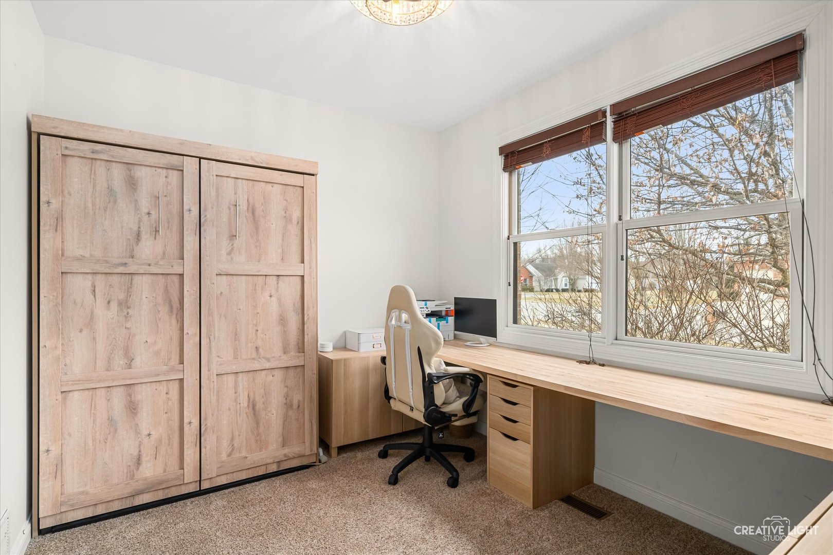 1401 Savanna Lane, Woodstock, IL 60098