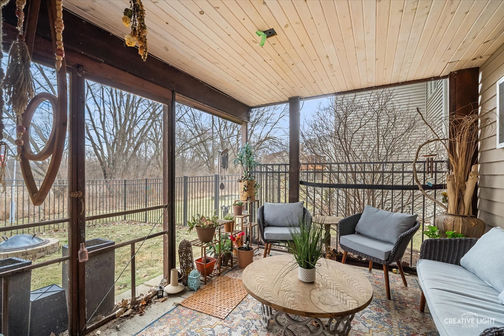 1401 Savanna Lane, Woodstock, IL 60098