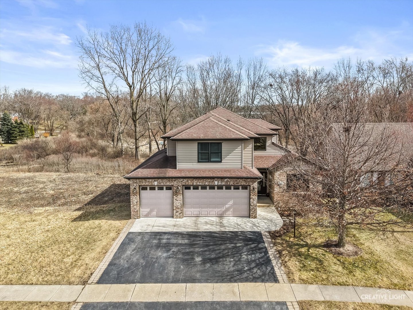 1401 Savanna Lane, Woodstock, IL 60098