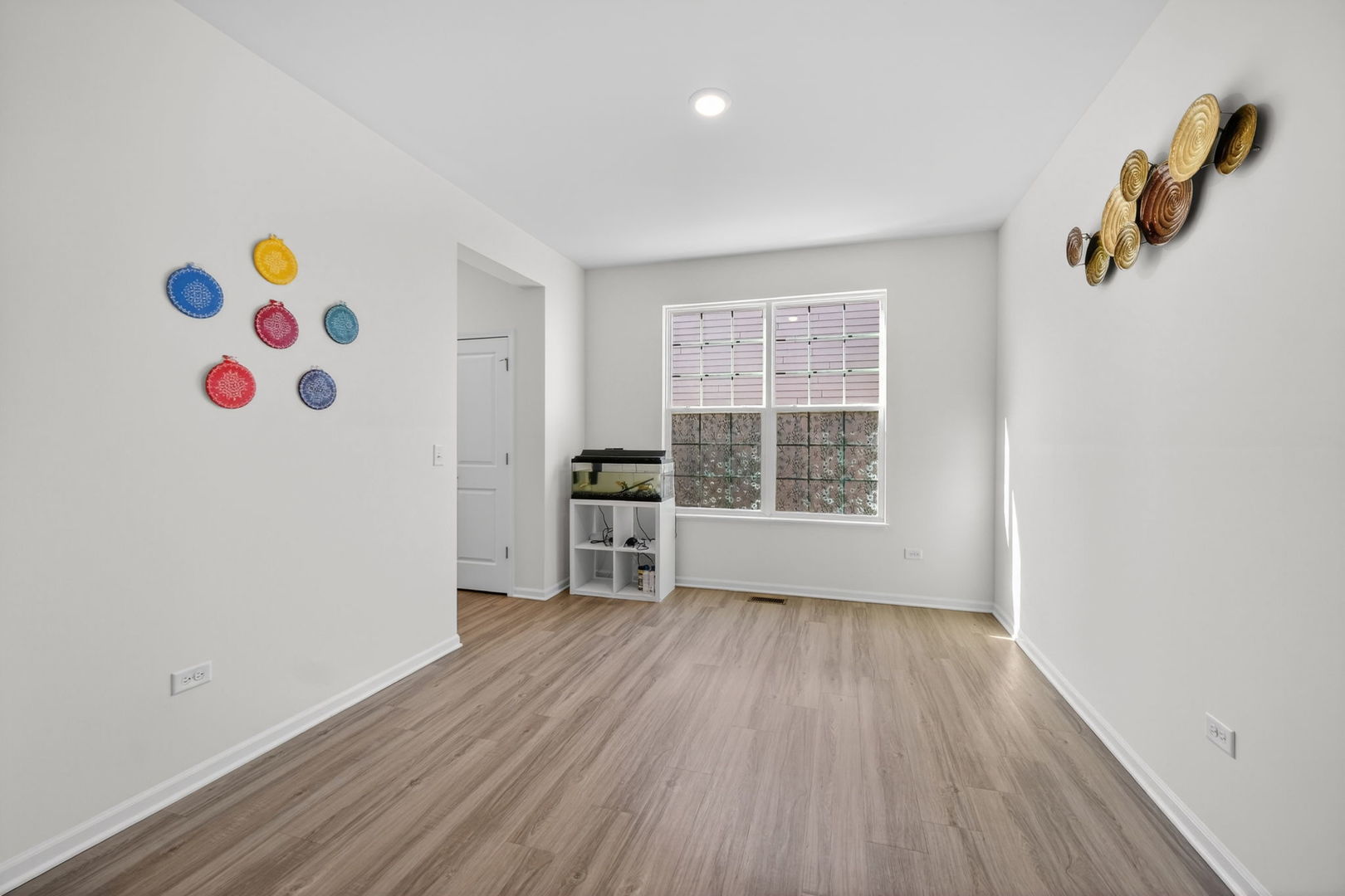 3803 Ivy Lane, Elgin, IL 60124