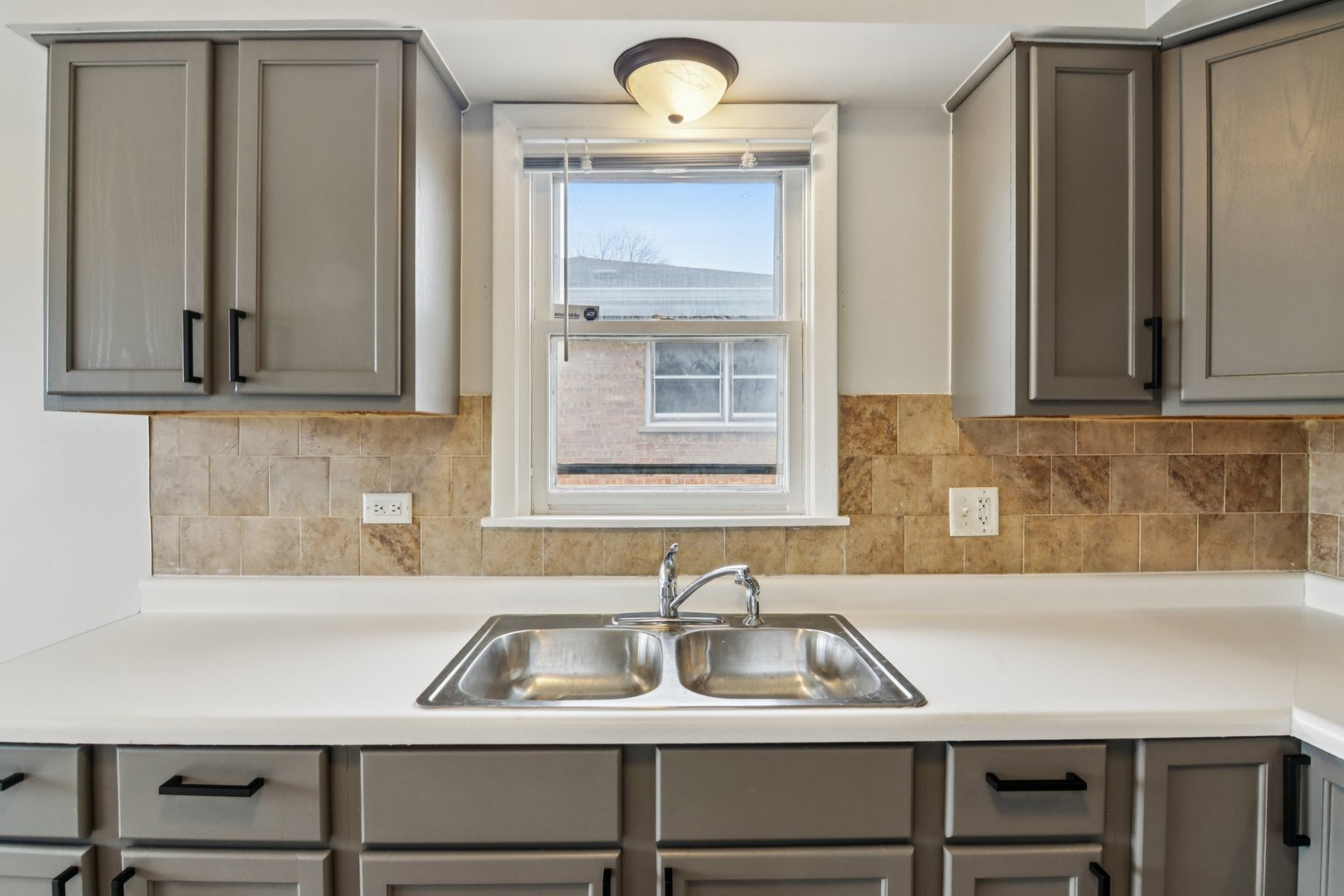 270 Madison Avenue, Calumet City, IL 60409