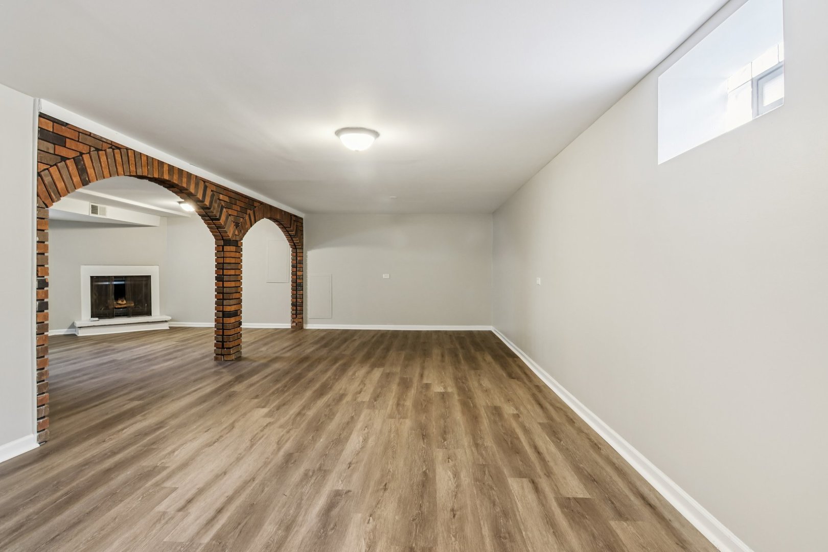 270 Madison Avenue, Calumet City, IL 60409