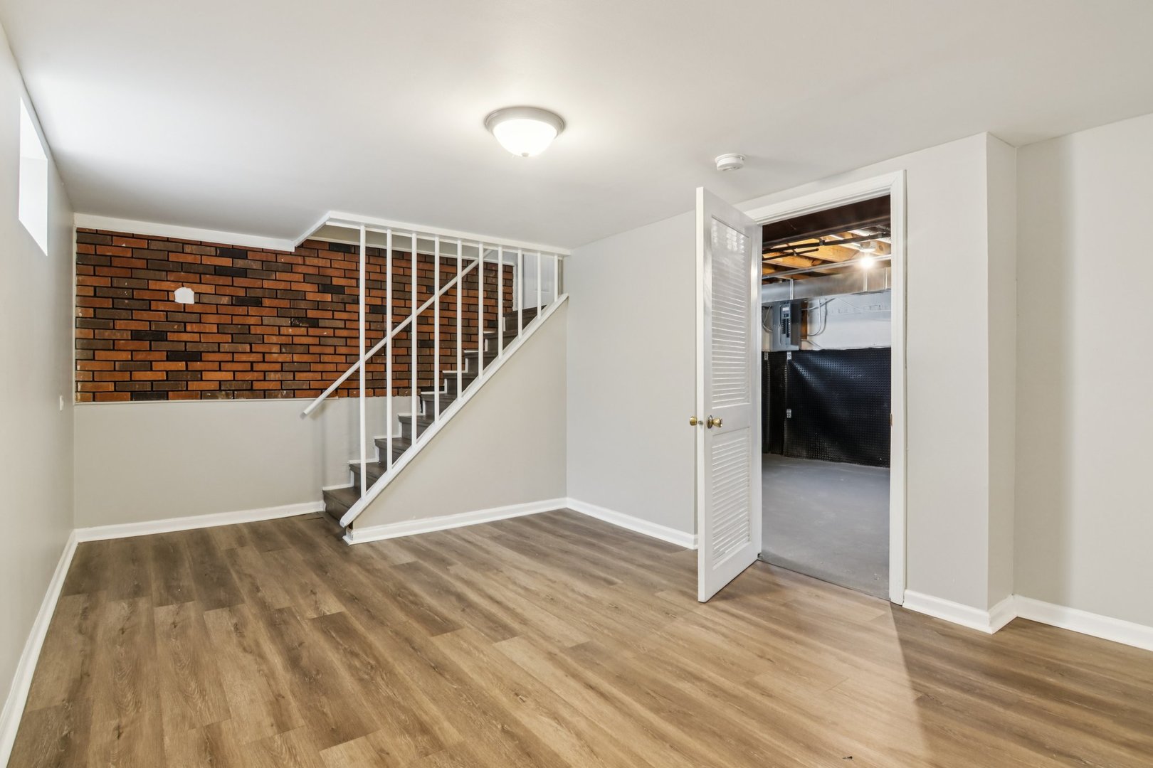 270 Madison Avenue, Calumet City, IL 60409