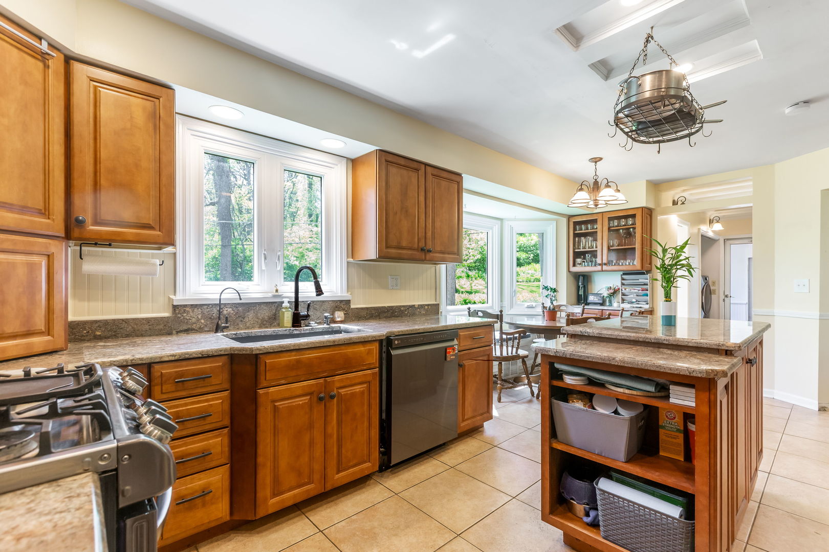 1126 Crane Drive, Sleepy Hollow, IL 60118
